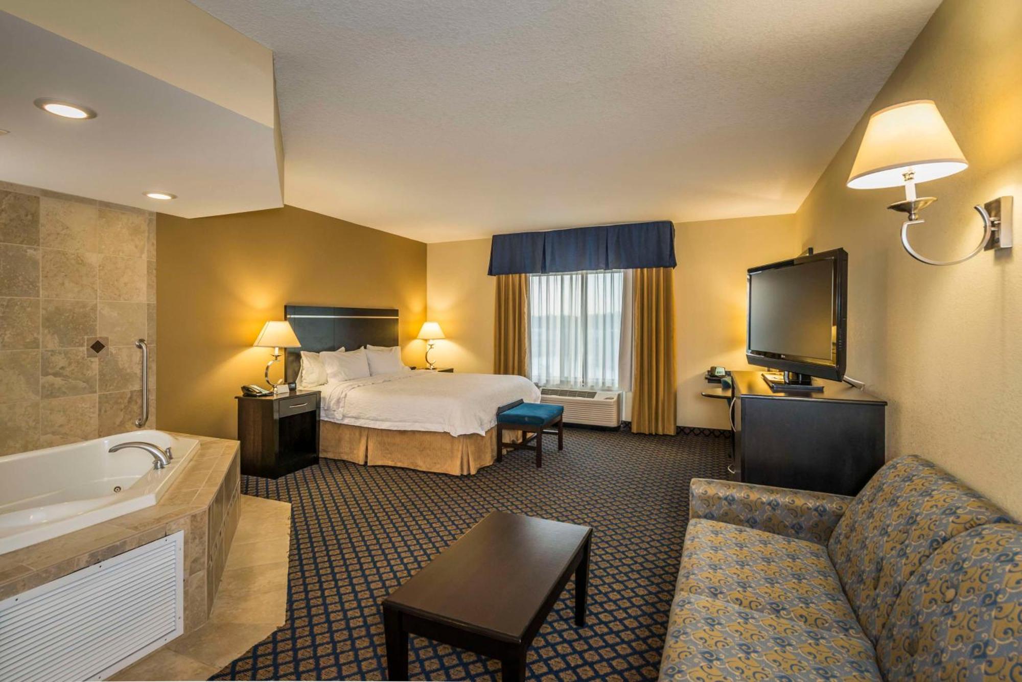 Hampton & South - Bartram Park Hotel Jacksonville
