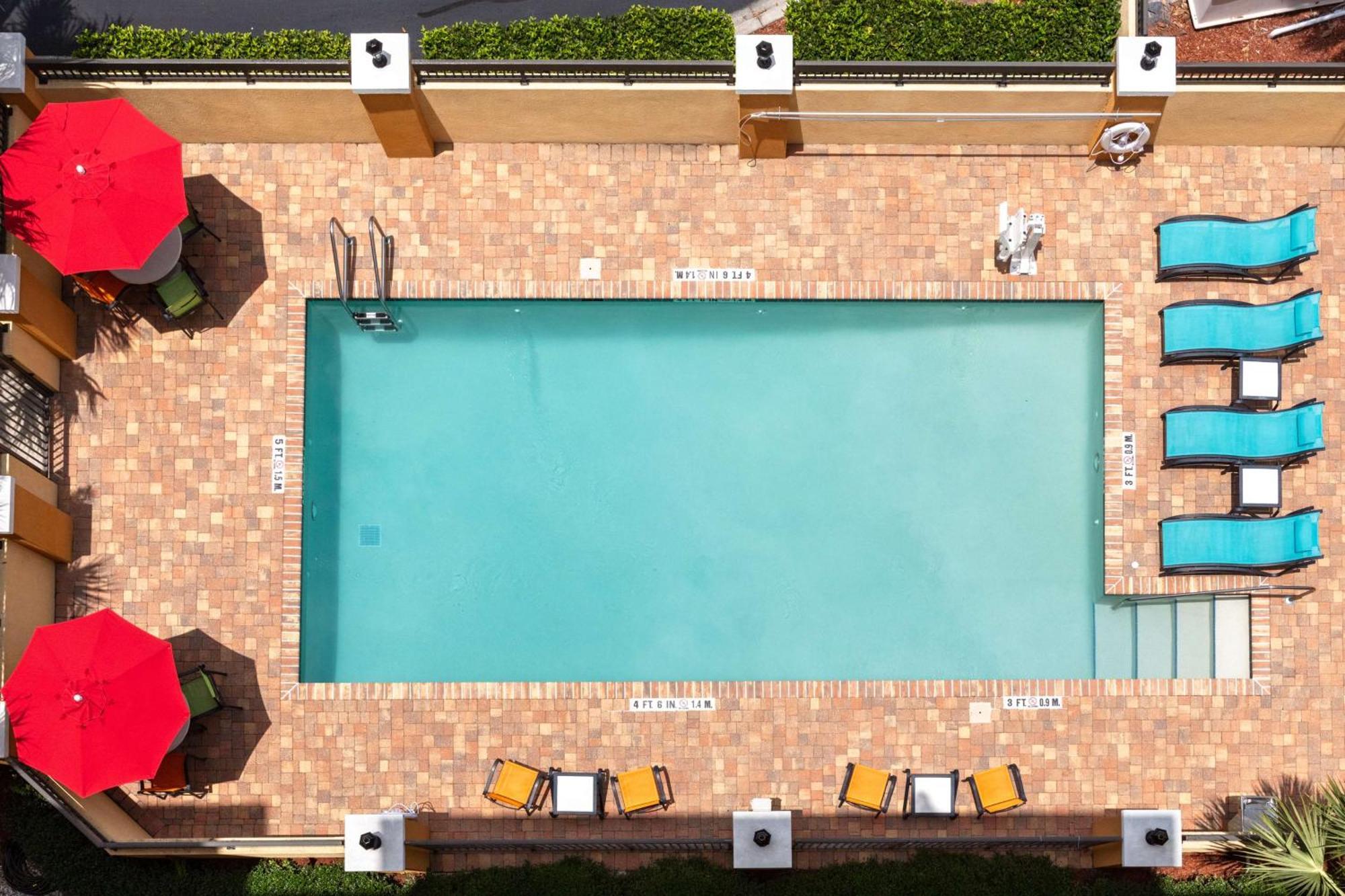 Hampton & South - Bartram Park Hotel Jacksonville