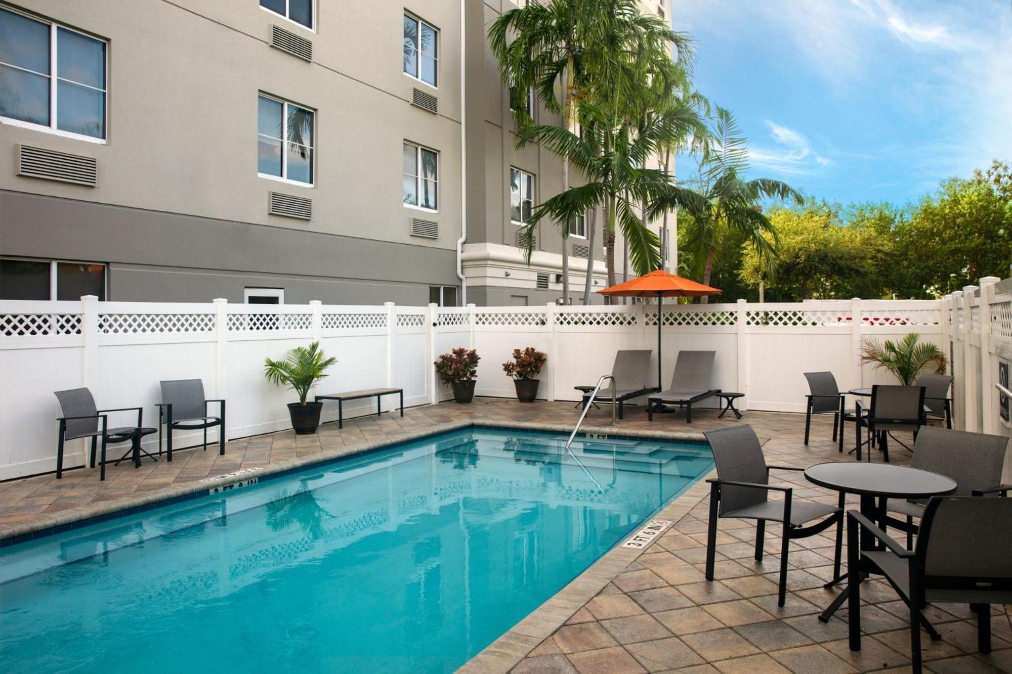 Hotel Four Points By Sheraton Lauderdale Airport - Dania