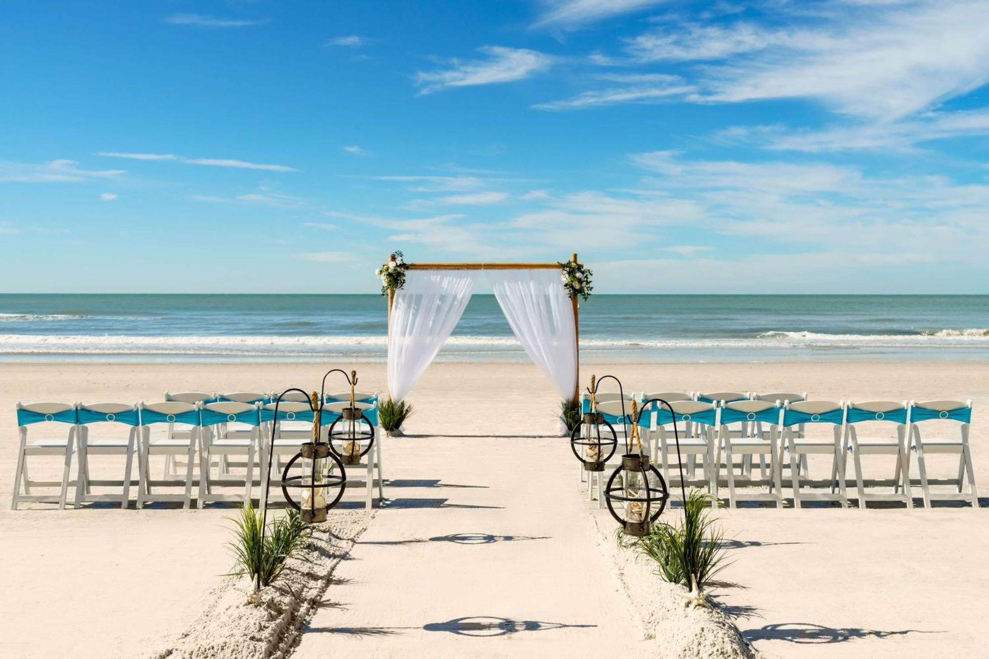 Doubletree By Hilton Tampa Bay - North Redington 3*