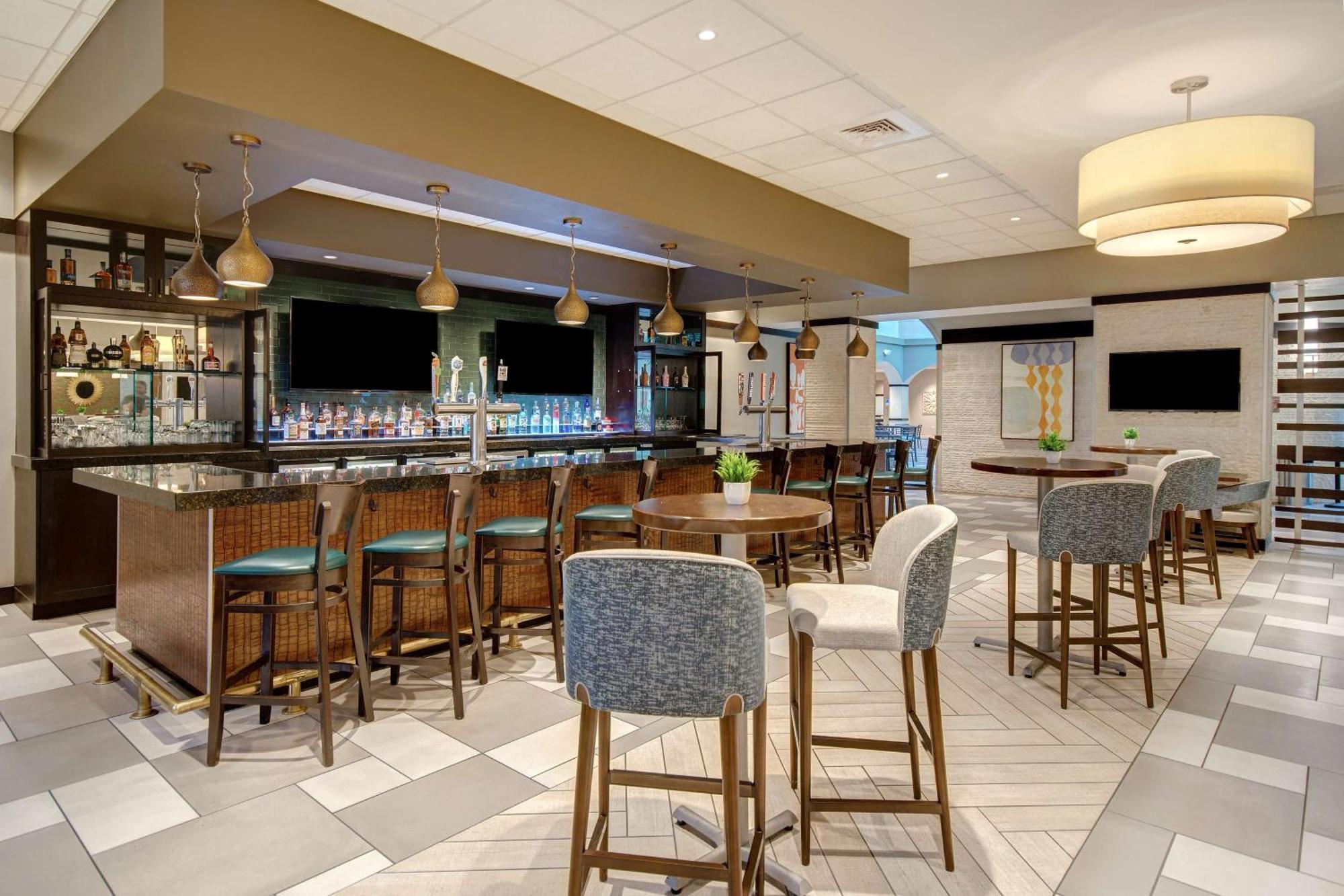 Embassy By Hilton Baymeadows Jacksonville