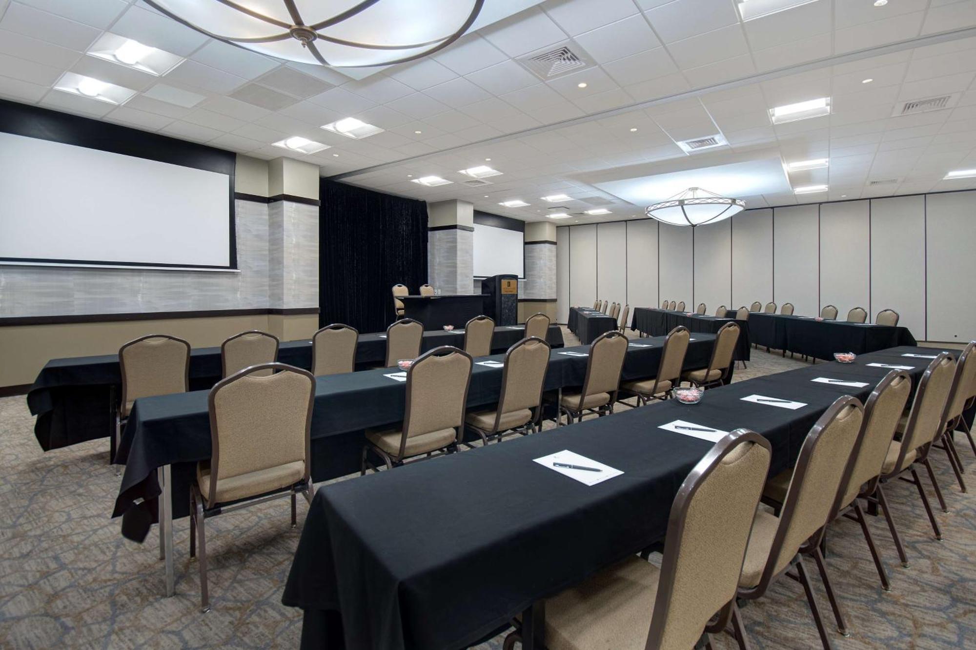 Embassy By Hilton Baymeadows Hotel Jacksonville