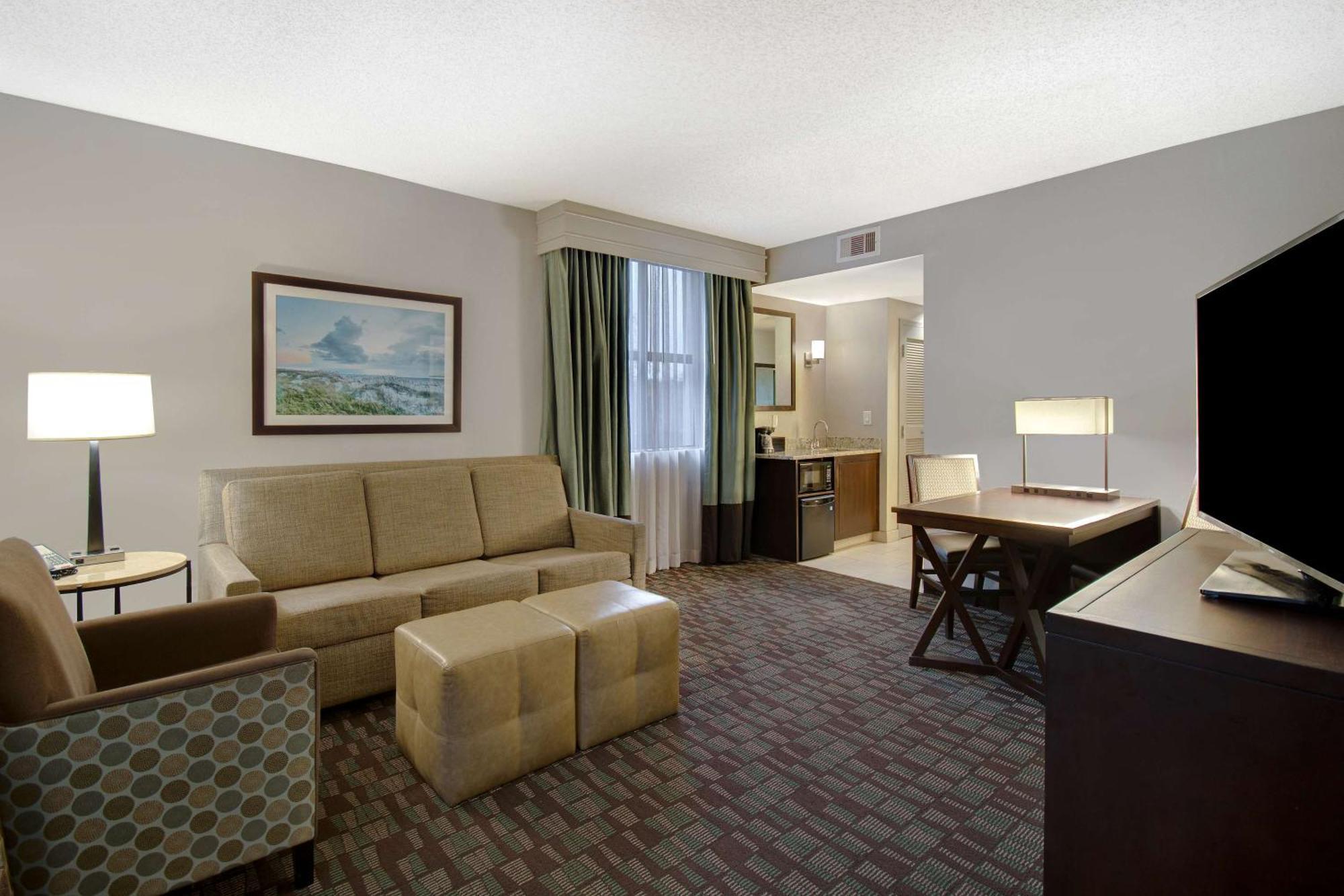 Embassy By Hilton Baymeadows Hotel