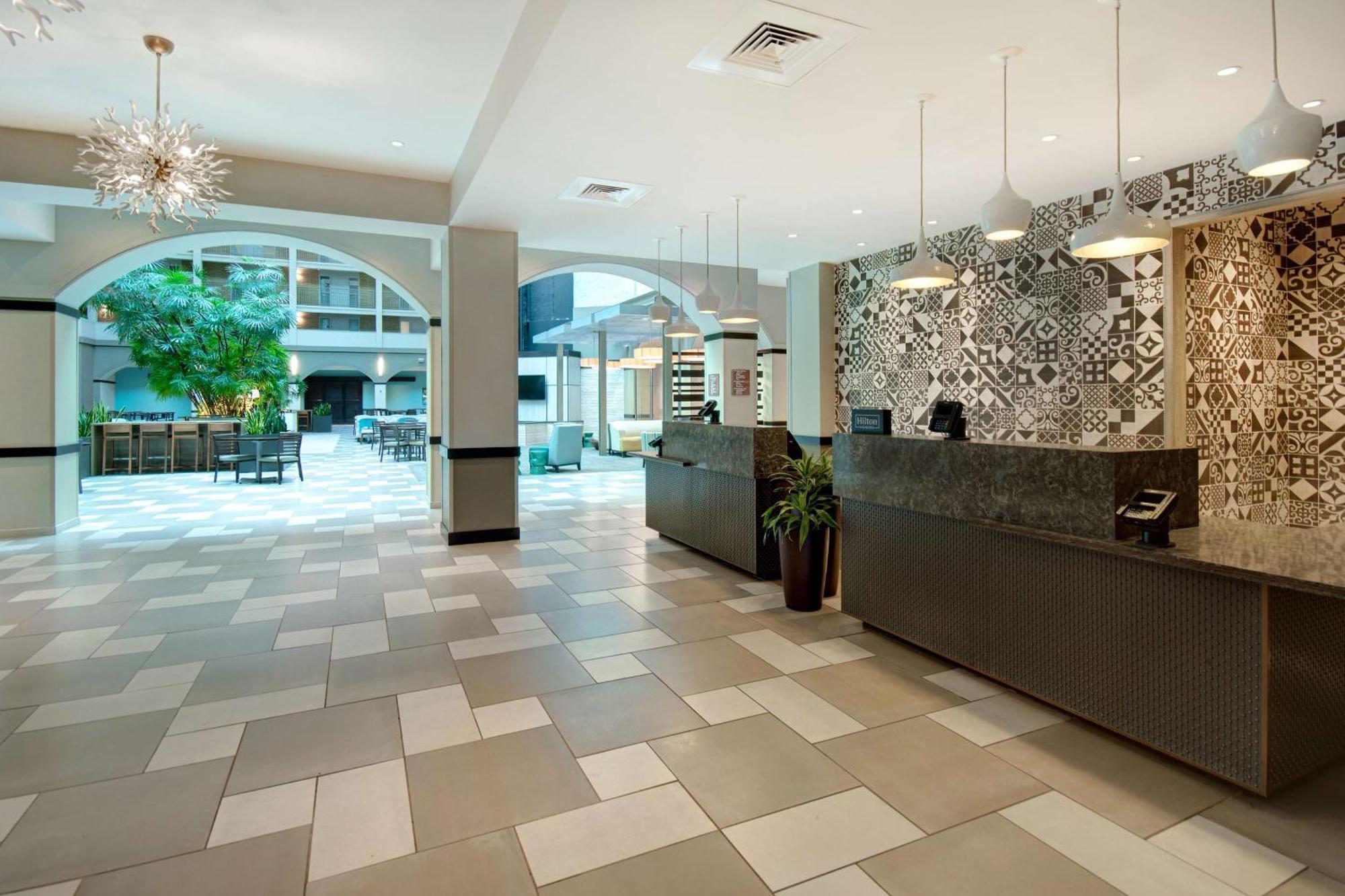 Embassy By Hilton Baymeadows 3*