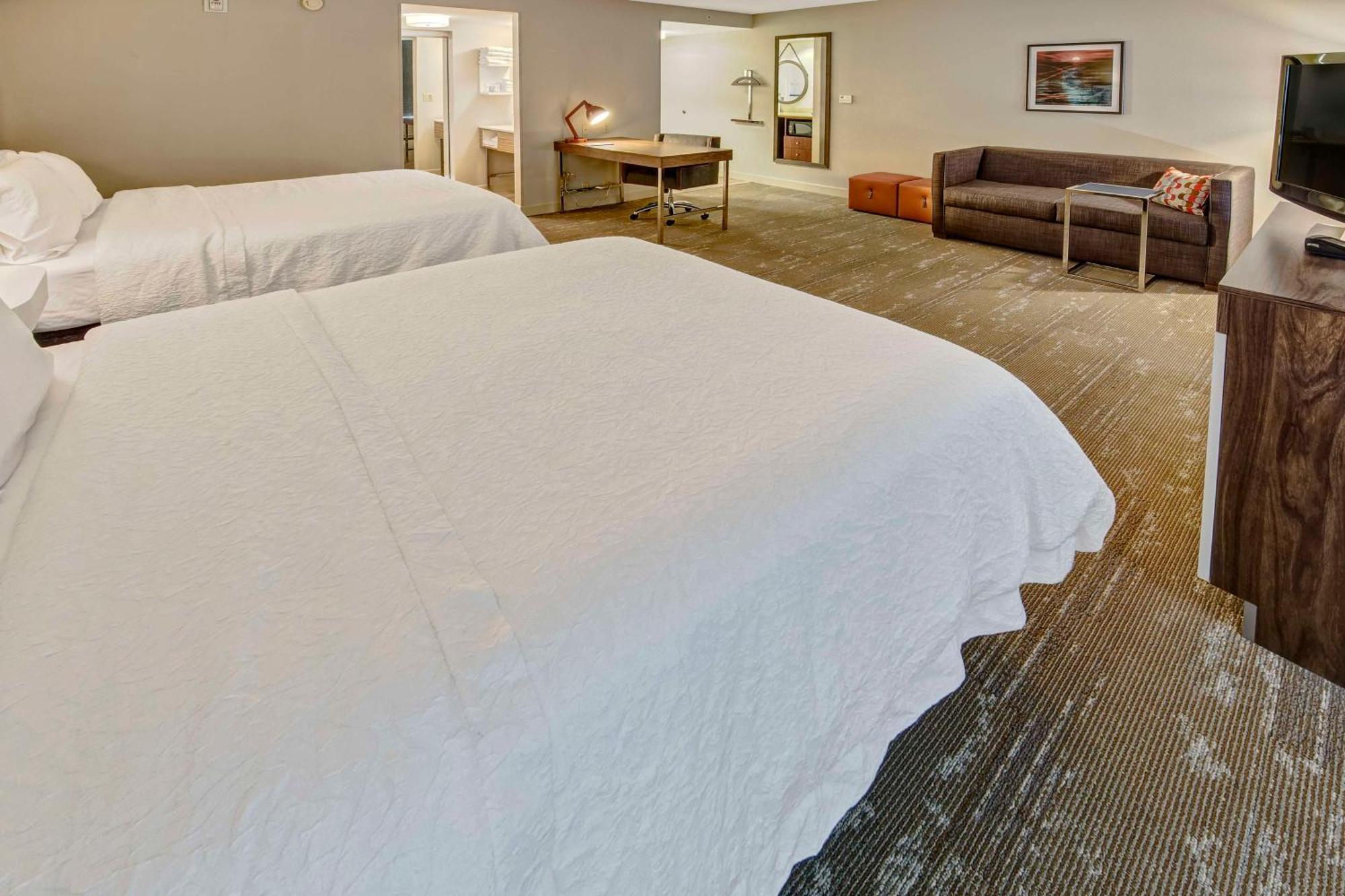 Hampton & Myers Hotel 3*