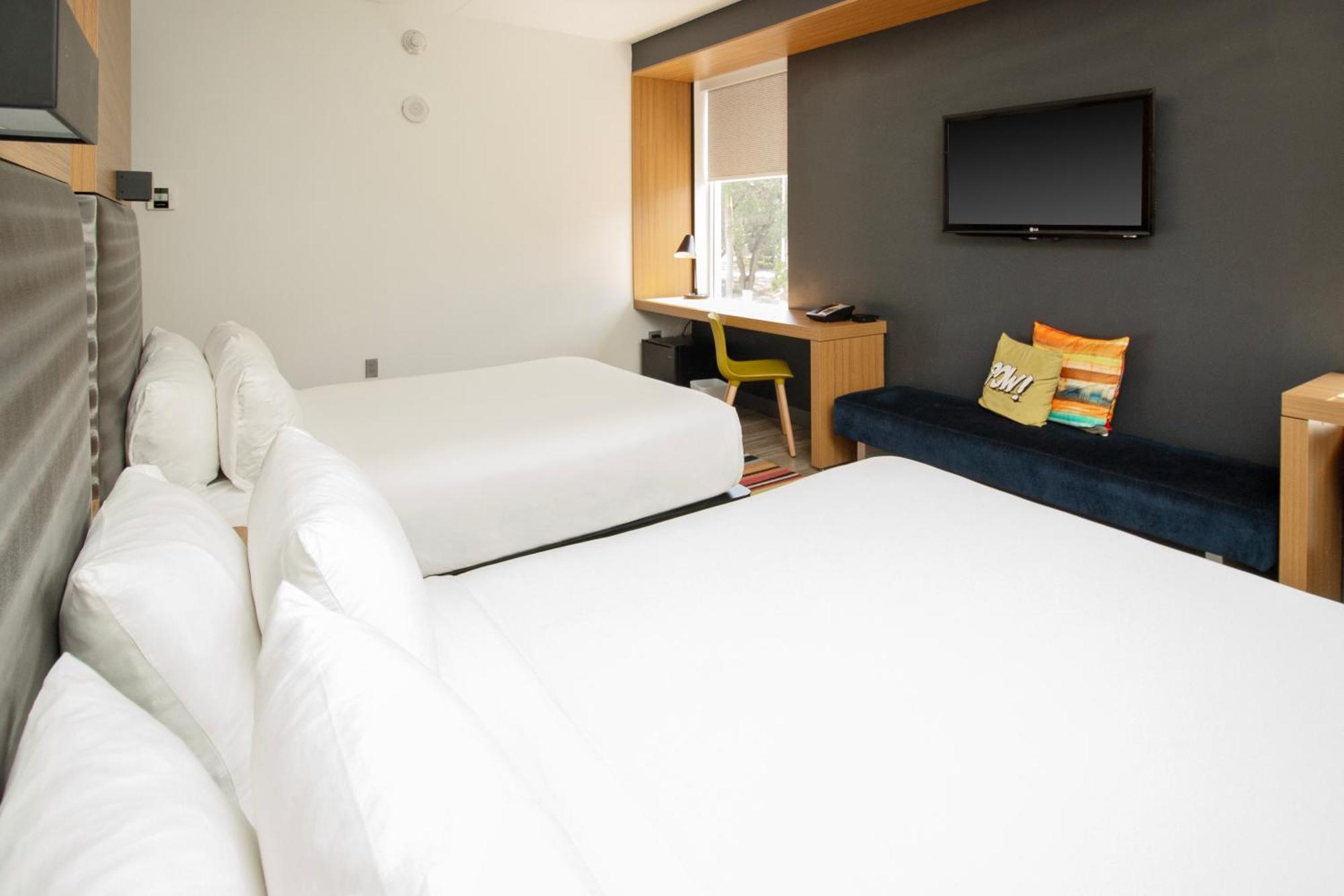 Aloft Miami Hotel 3*