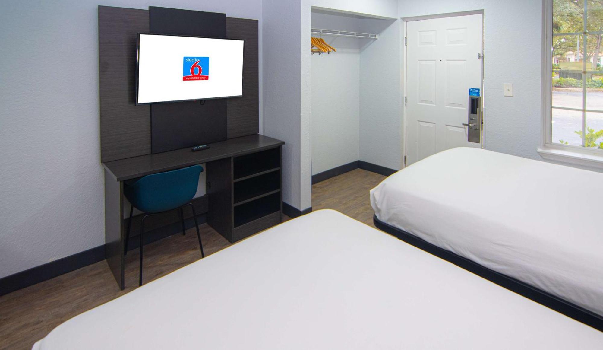 Hotel 6-coral Springs, Fl - Lauderdale 2*