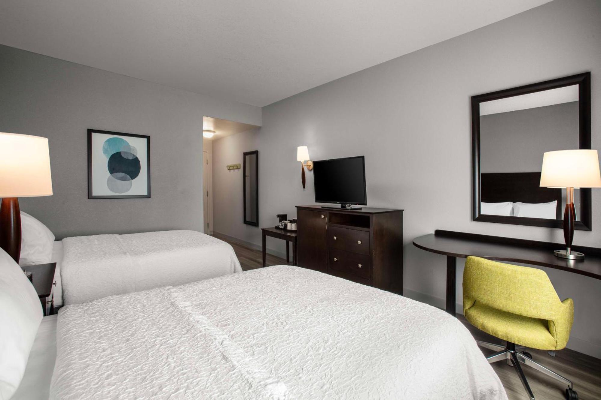 Hampton & Miami South Hotel