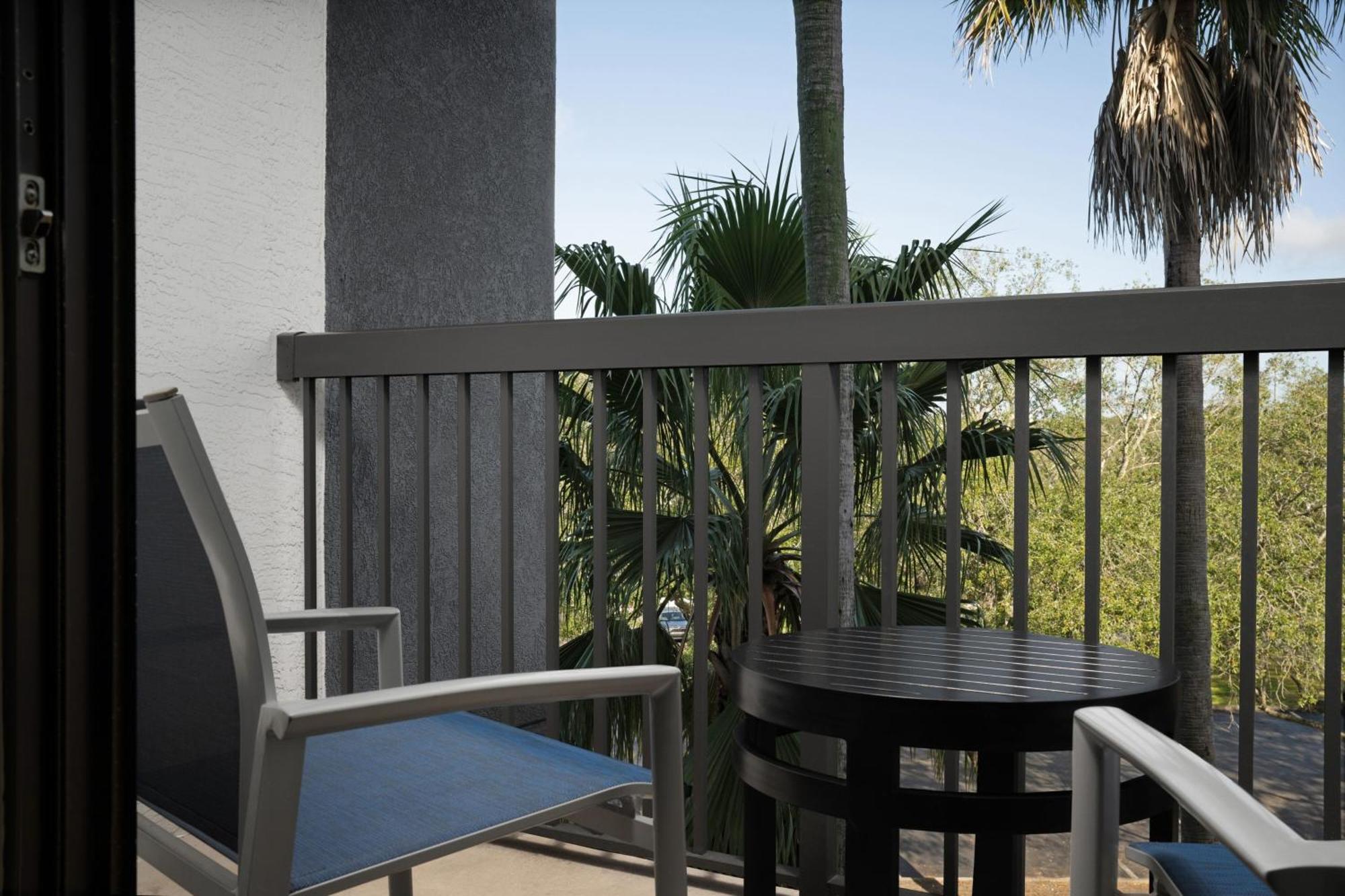 Courtyard By Marriott Orlando East/ucf Area 3*