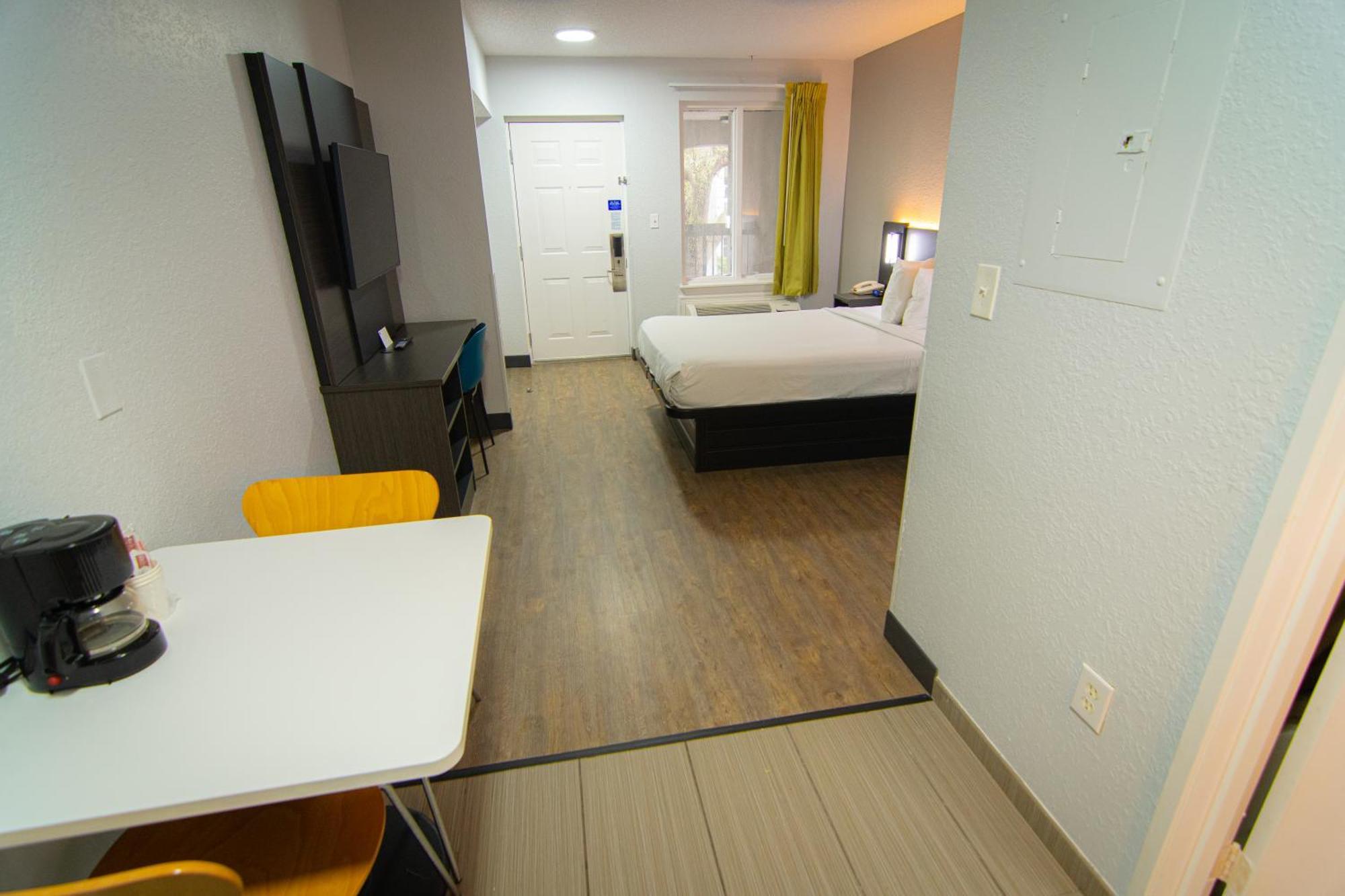6-coral Springs, Fl - Lauderdale Hotel 2*