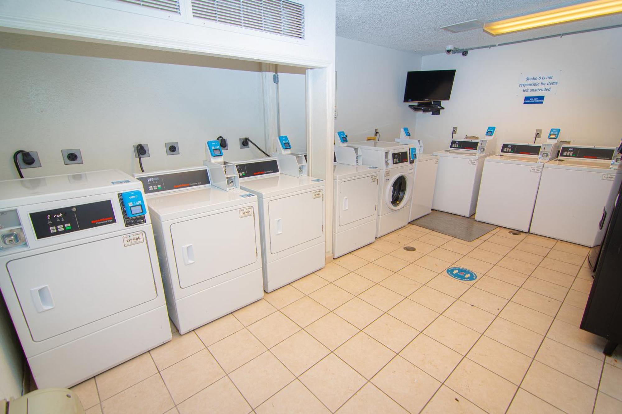 Hotel 6-coral Springs, Fl - Lauderdale Coral Springs
