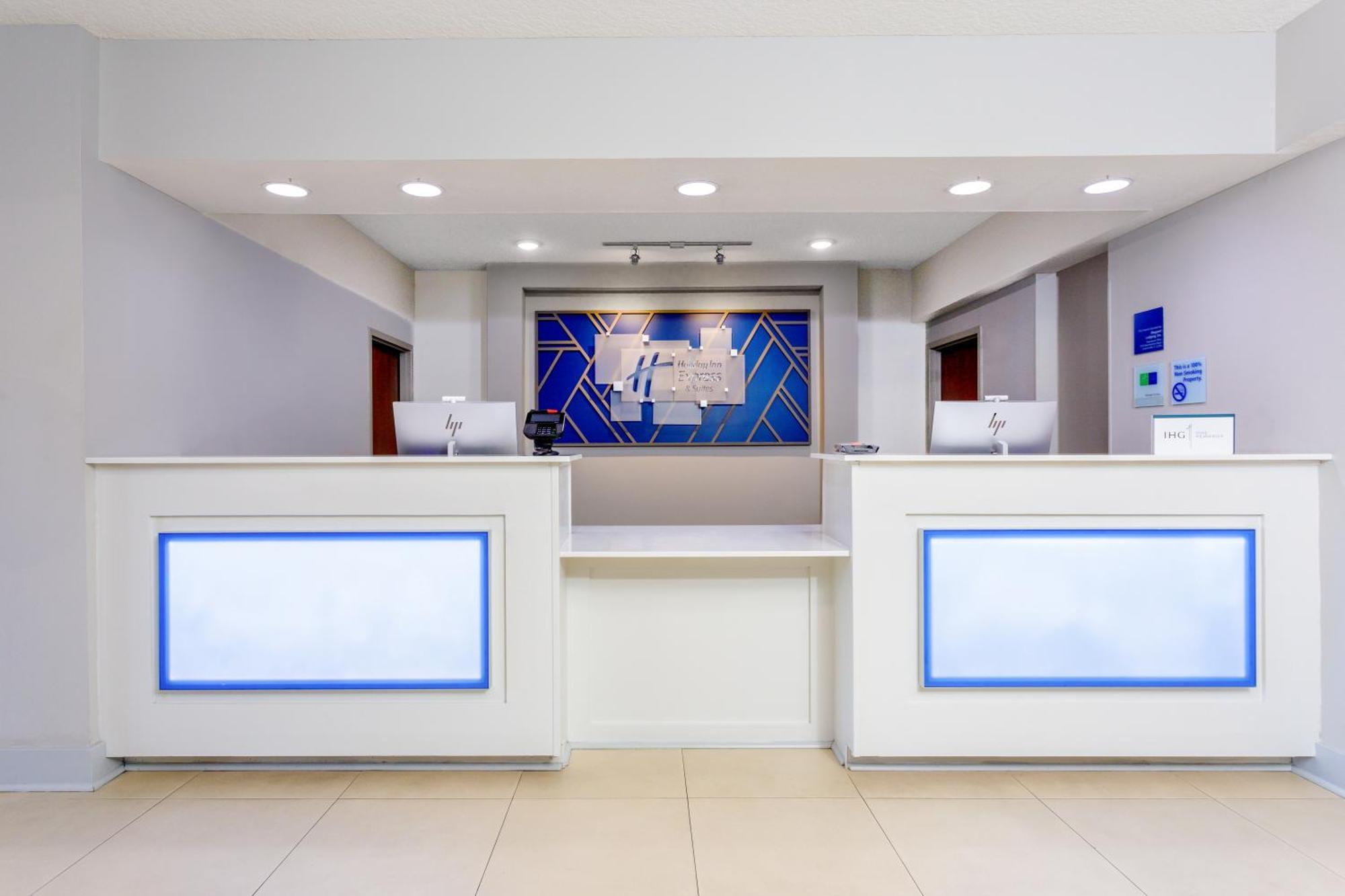 Hotel Express & - Mayport / By Ihg 2*