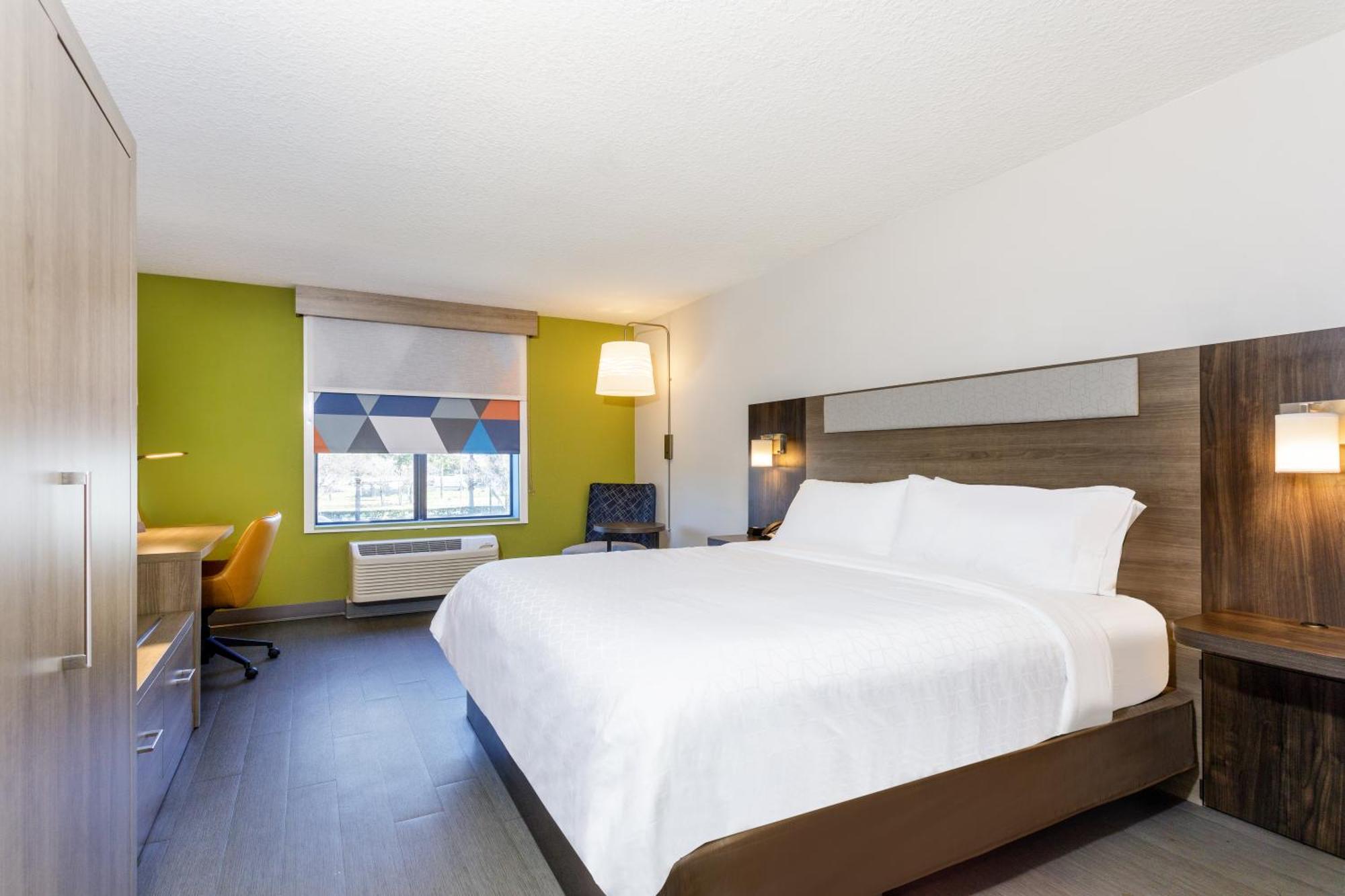 Express & - Mayport / By Ihg Hotel 2*