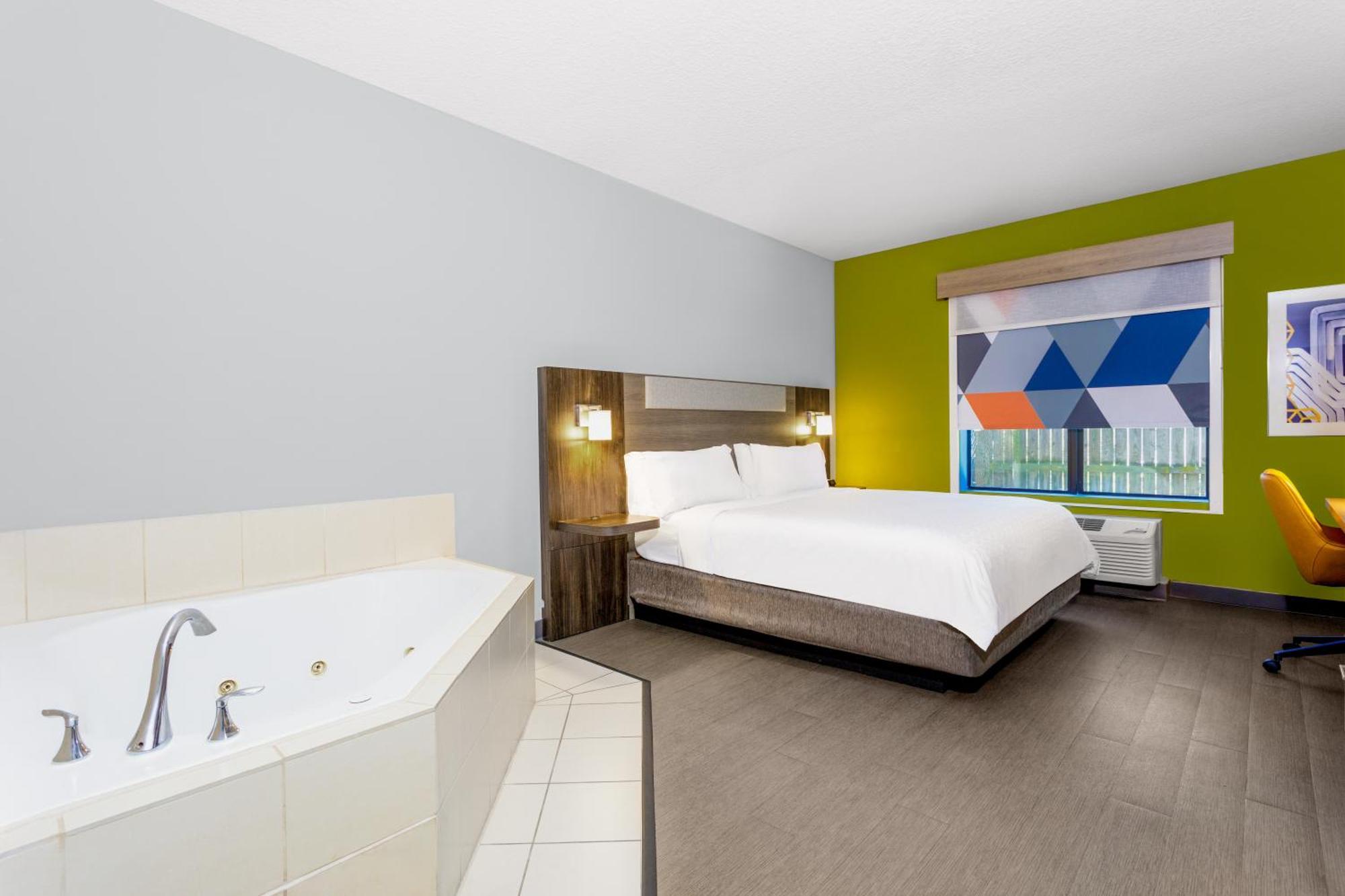 Express & - Mayport / By Ihg 2* Jacksonville