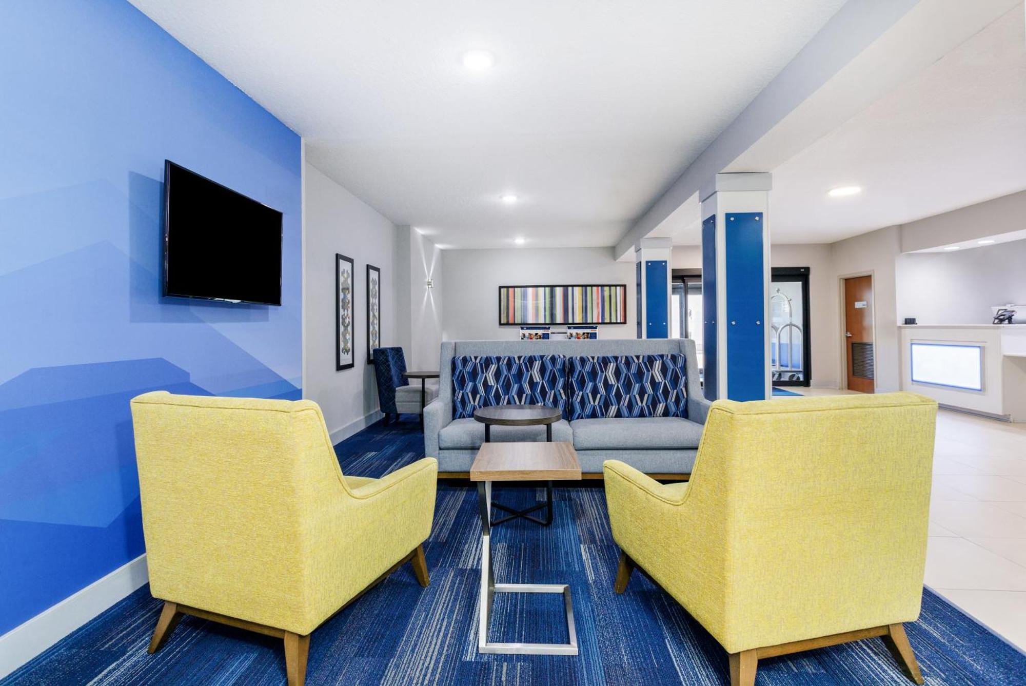 Express & - Mayport / By Ihg Hotel