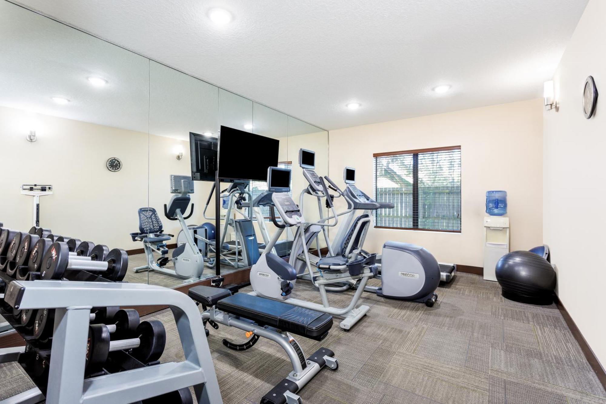 Hotel Express & - Mayport / By Ihg