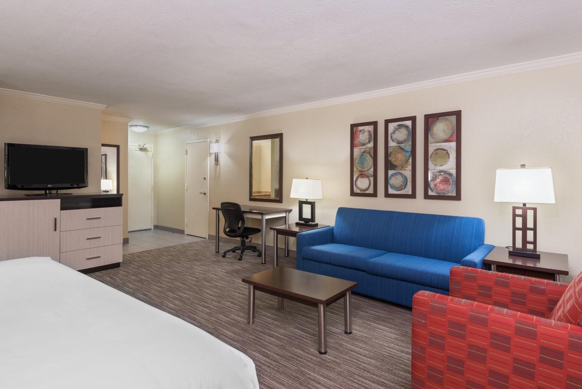 Express & Ft. Lauderdale-plantation By Ihg Hotel