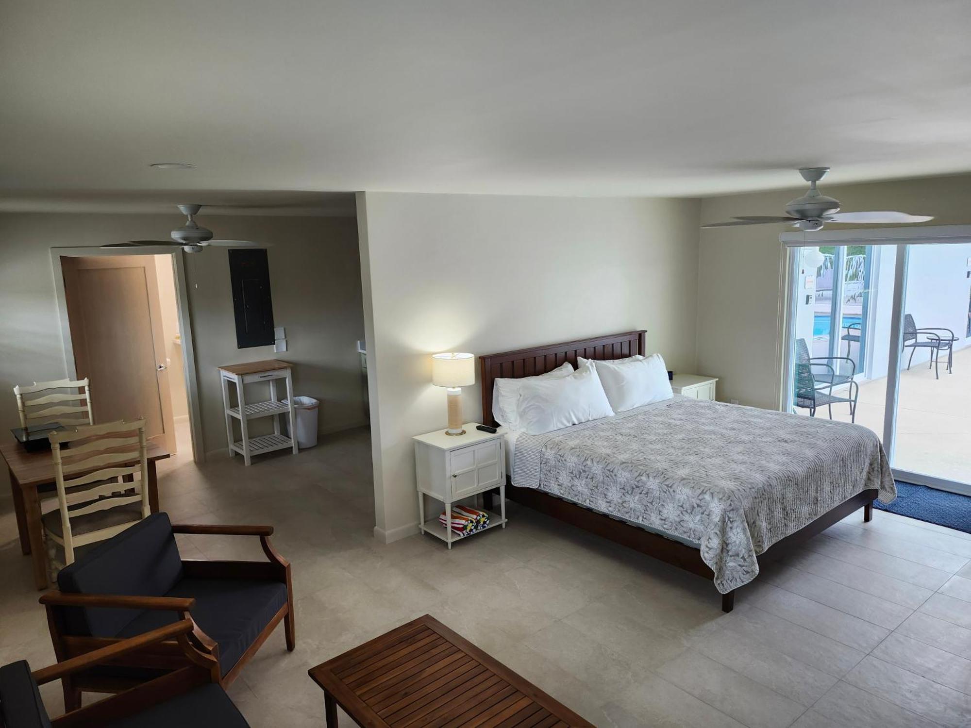 Sunshine Island - Adults Only 2*