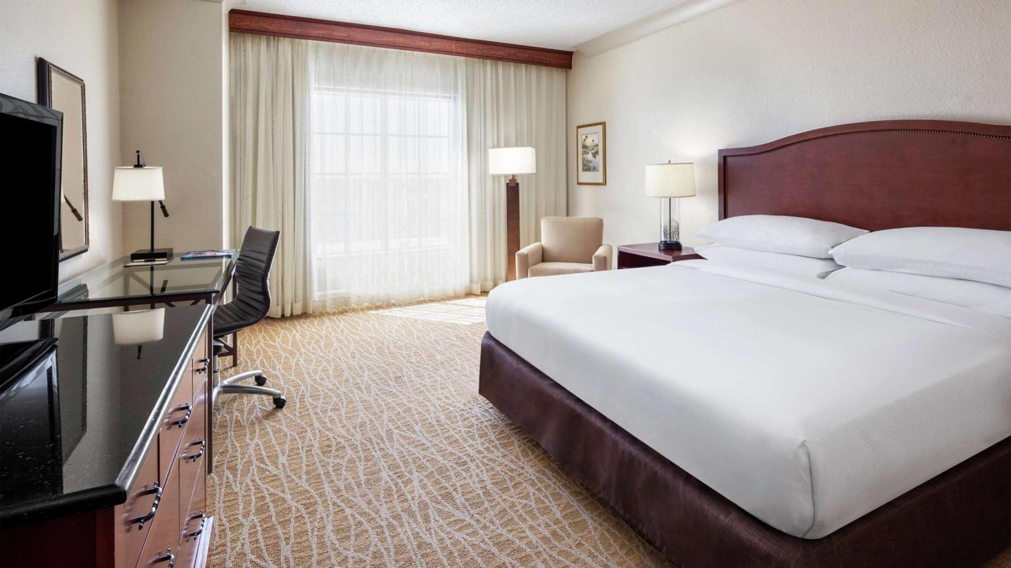 Doubletree By Hilton - Sawgrass Mills 4*
