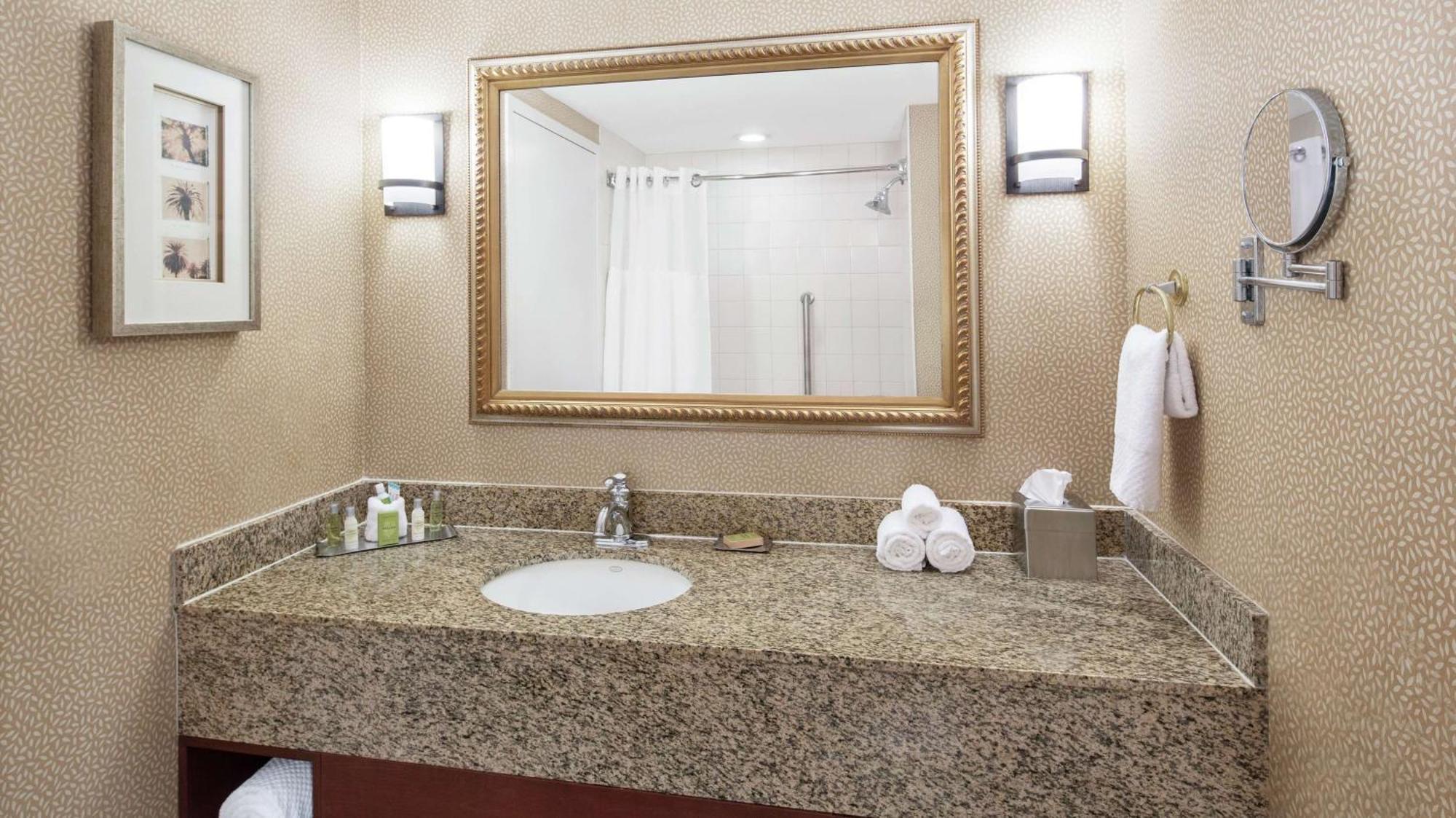 Doubletree By Hilton - Sawgrass Mills Hotel 4*