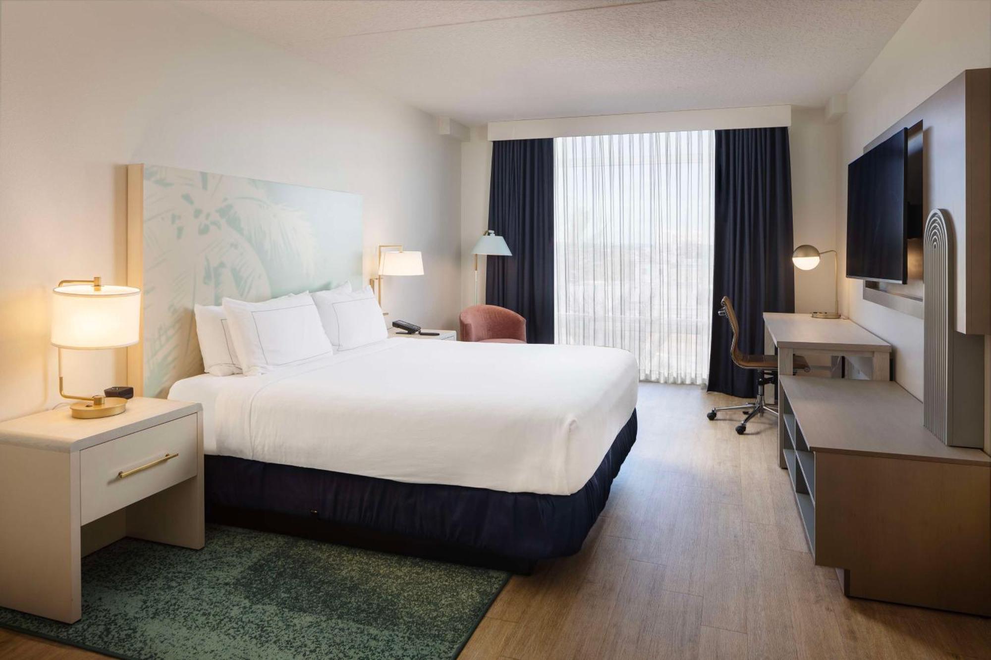 Hotel Dello Ft Lauderdale Airport, Tapestry Collection By Hilton 4*