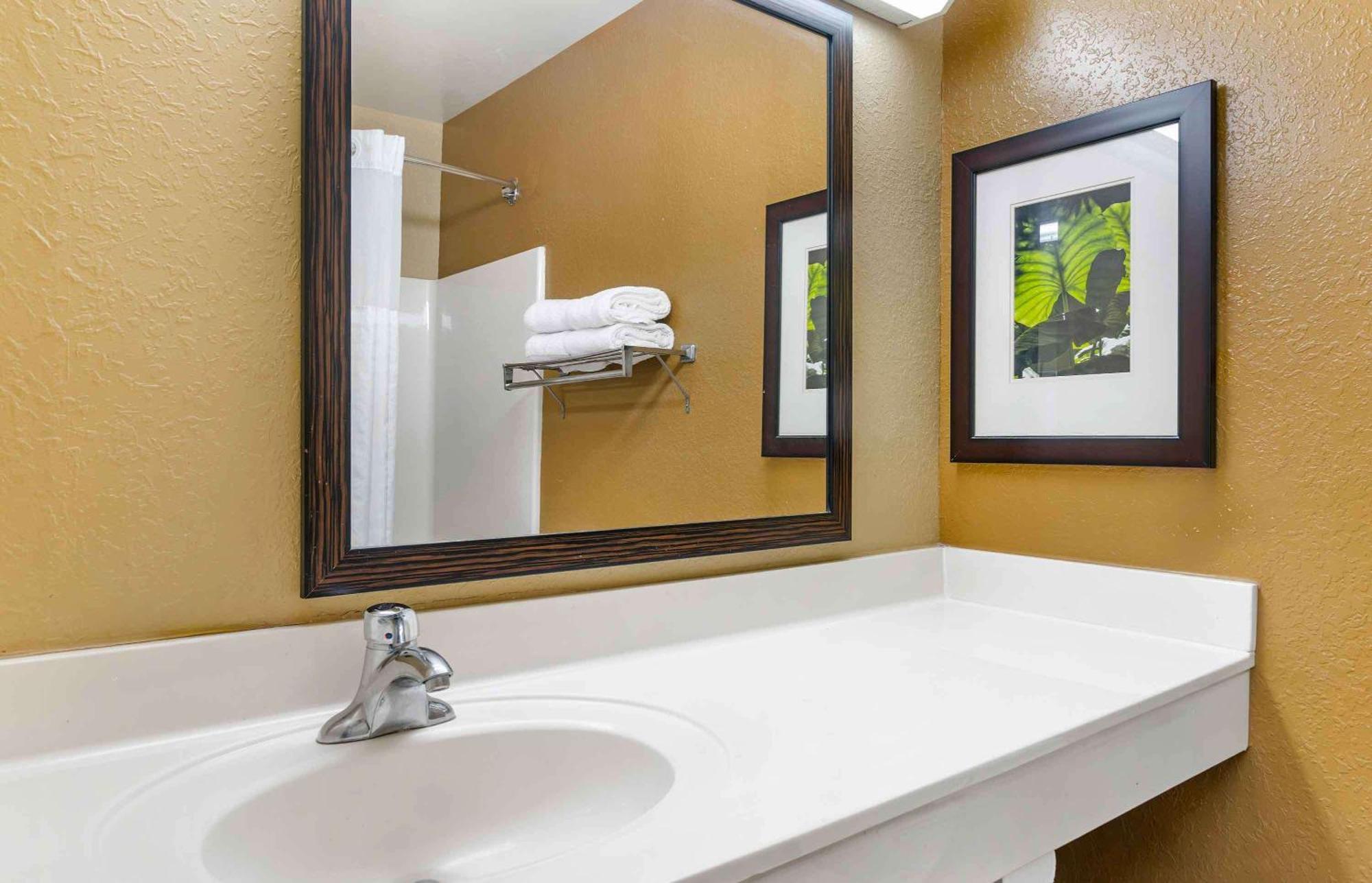 Extended America Select - Tampa - North - Usf - Attractions Hotel Temple Terrace