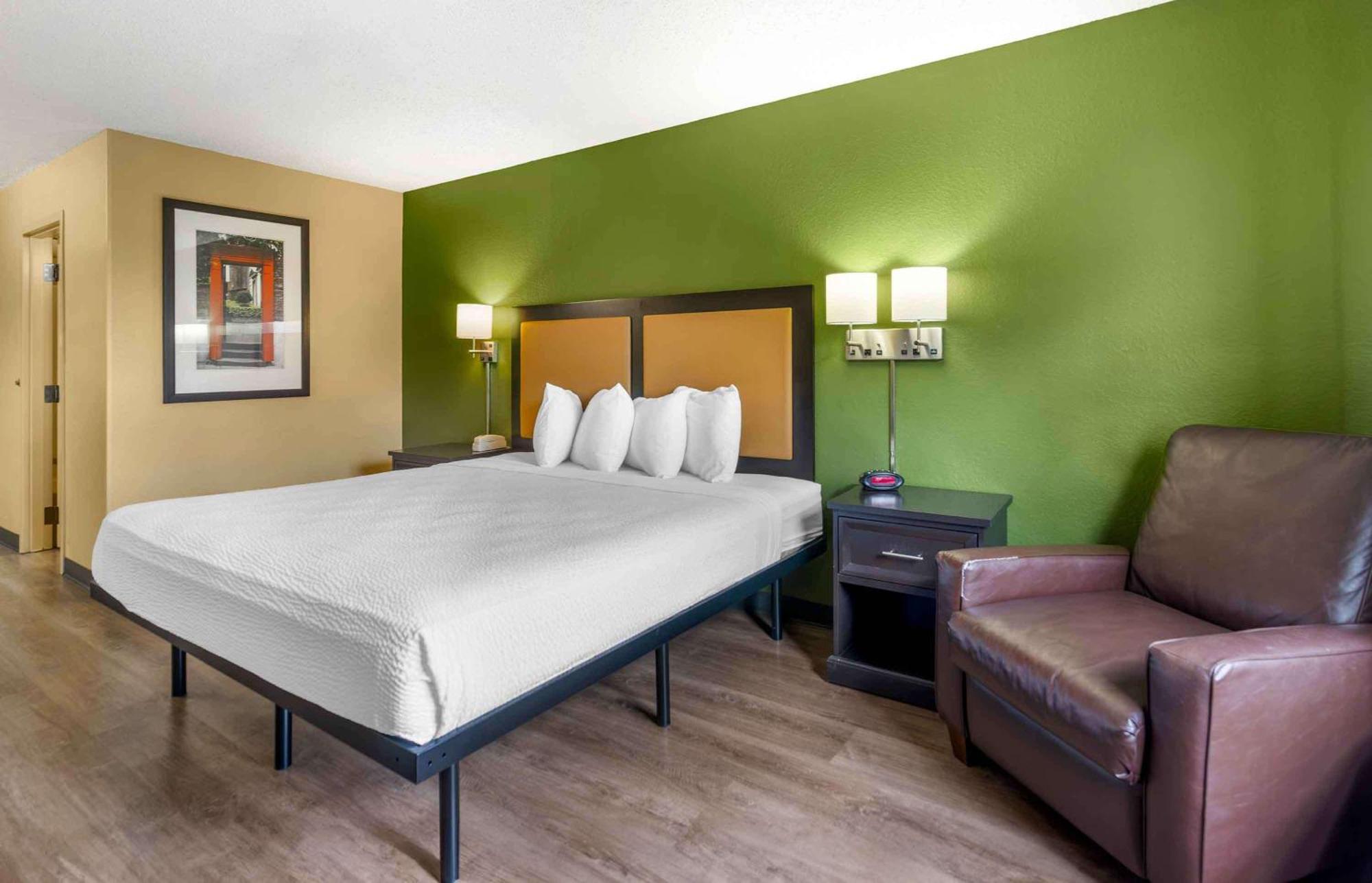 Extended America Select - Tampa - North - Usf - Attractions Hotel Temple Terrace