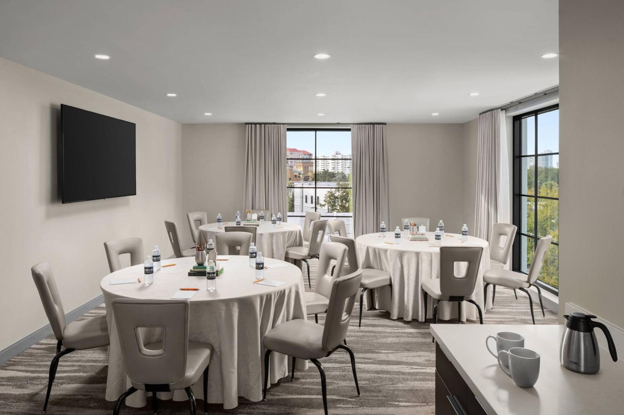Epicurean Hotel, Autograph Collection Hotel 4*