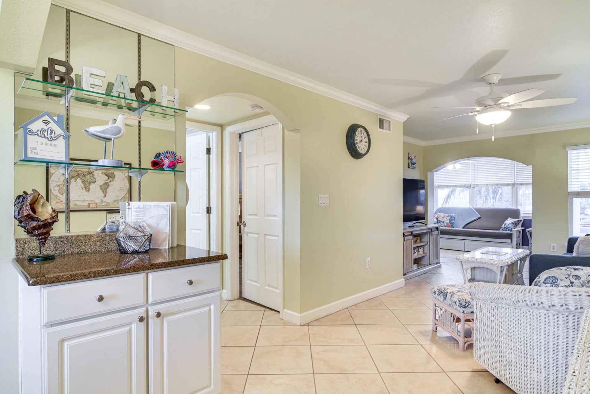 Vibrant With Dedicated Access * Clearwater Beach