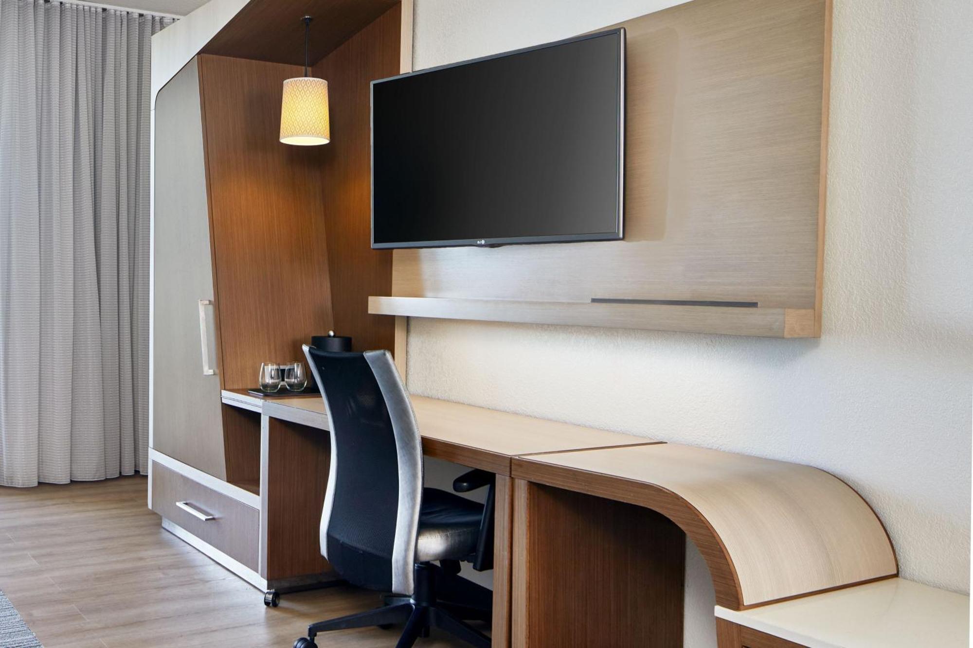 Courtyard By Marriott St. Petersburg Clearwater/madeira 3*