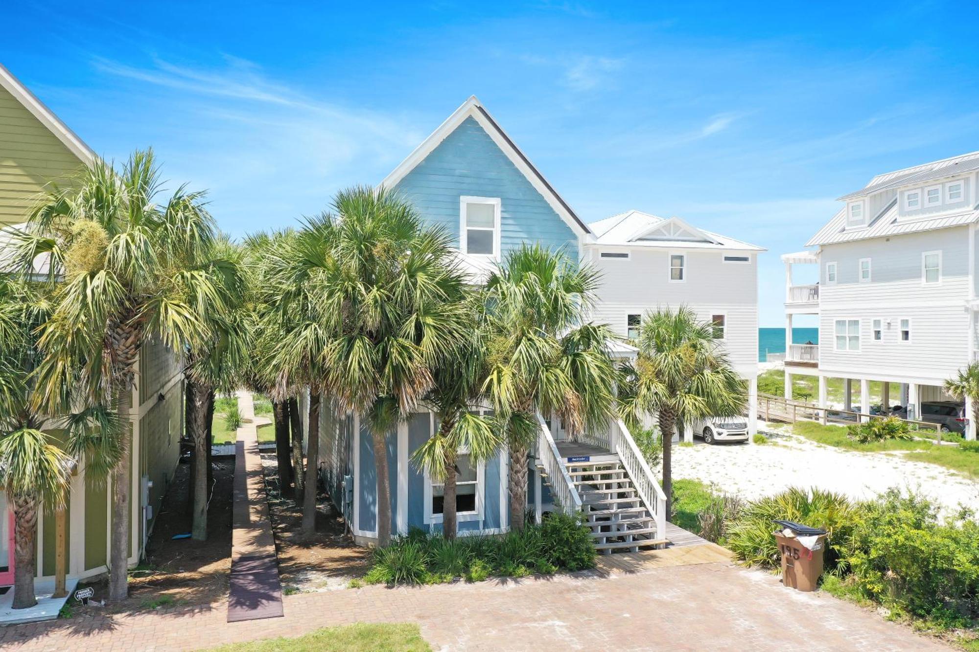 Beachcomber By Pristine Vacation Holiday home *