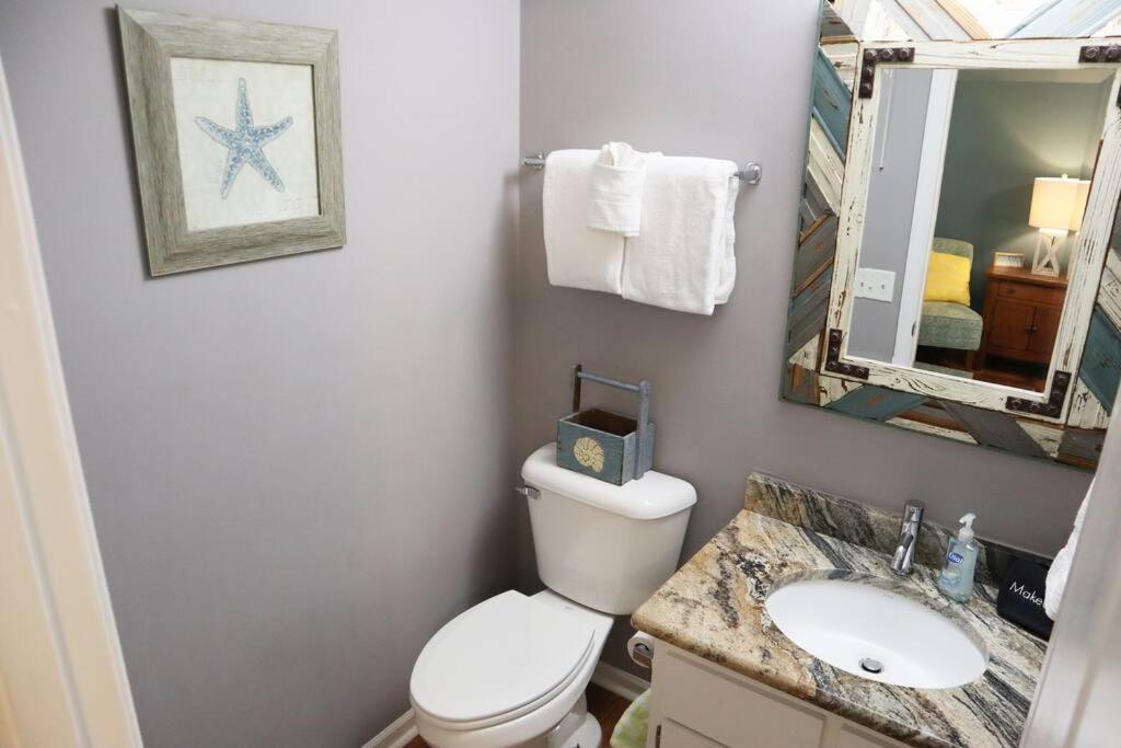 Lazy Palm 4 Pools Short Walk To Beach! Sleeps 5! * Panama City Beach