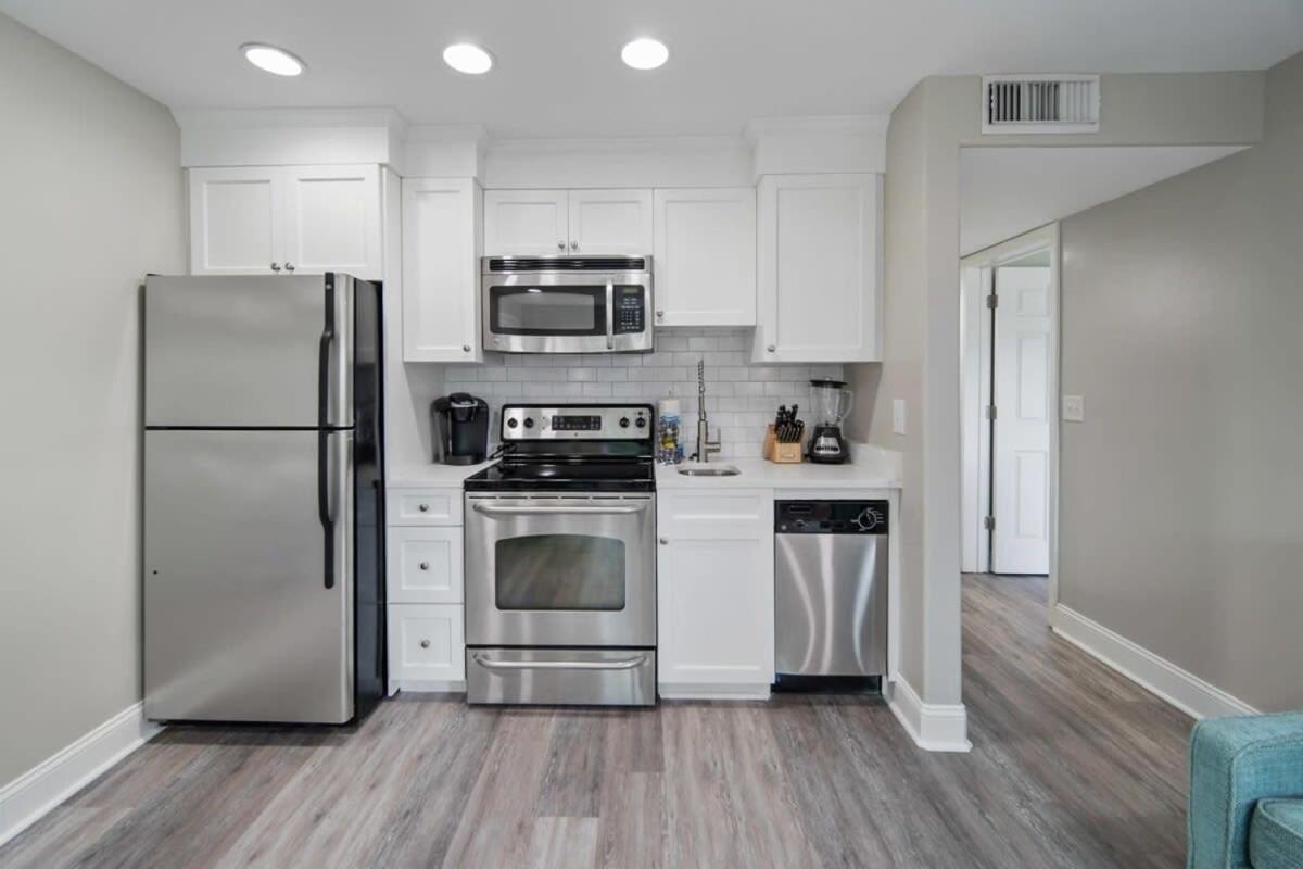 Holiday home Newly Renovated With Private Balcony! Panama City Beach