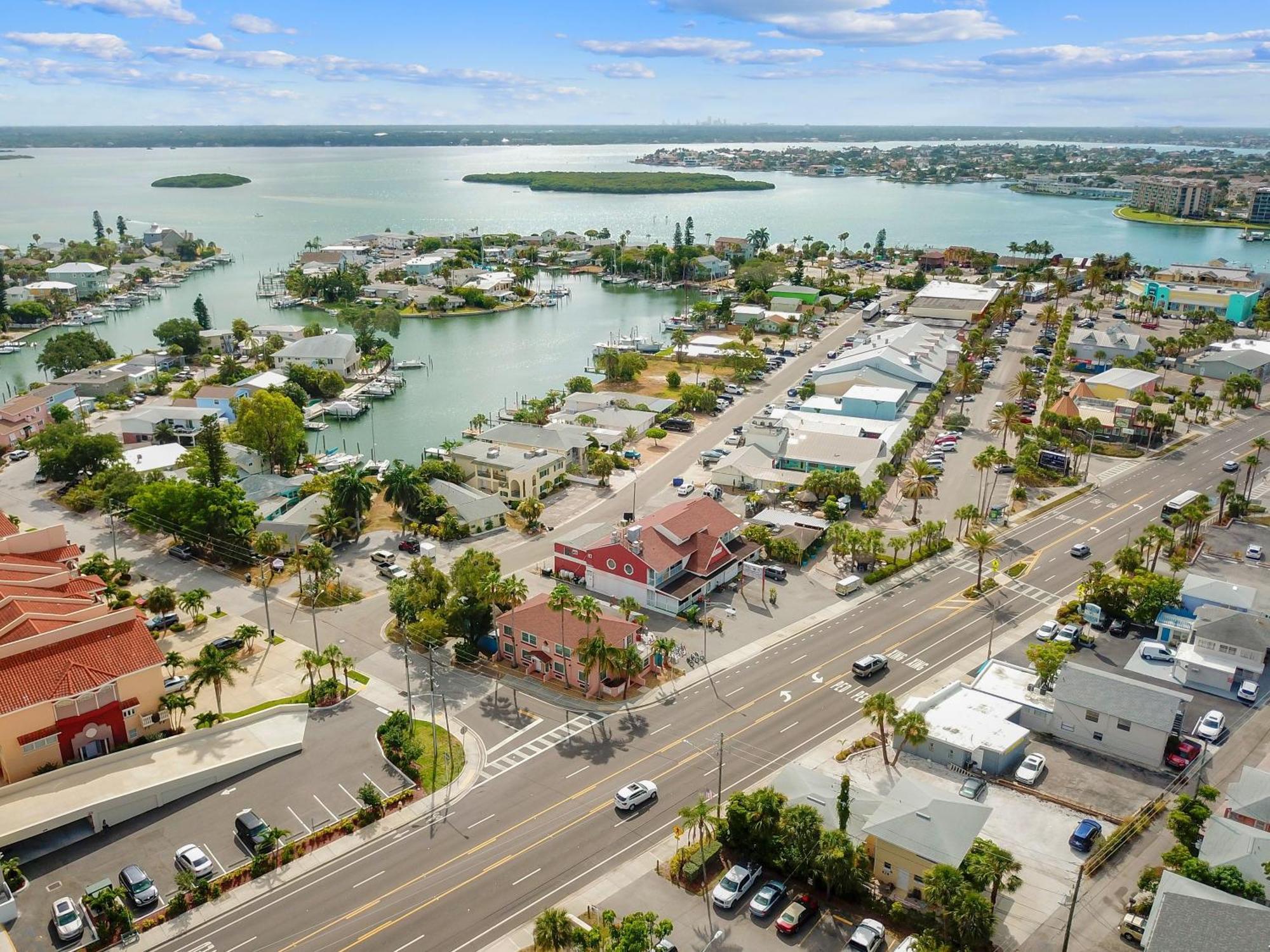 At John's Pass By Travel Services Apartment St. Pete Beach