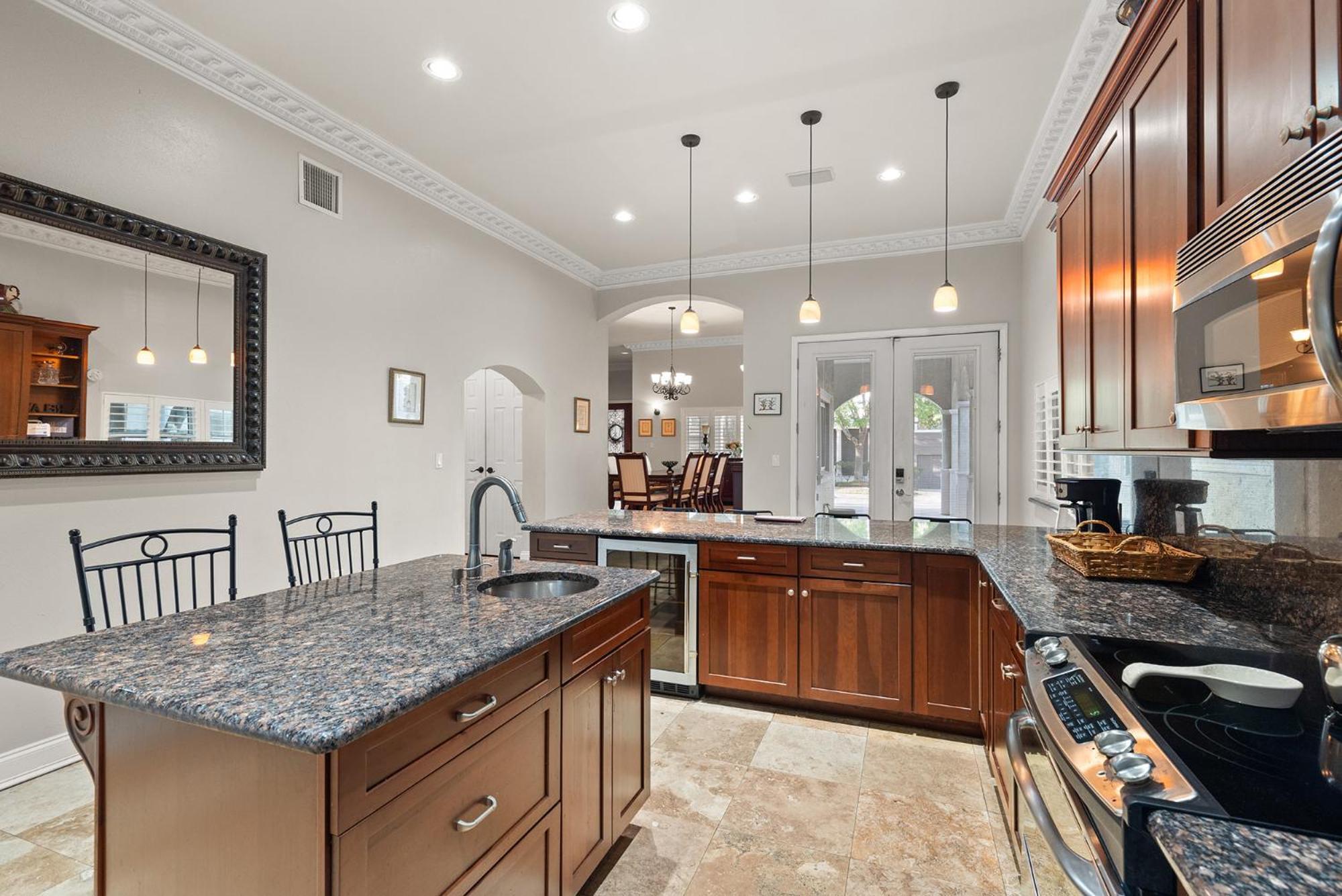 Luxury Mason Villa *