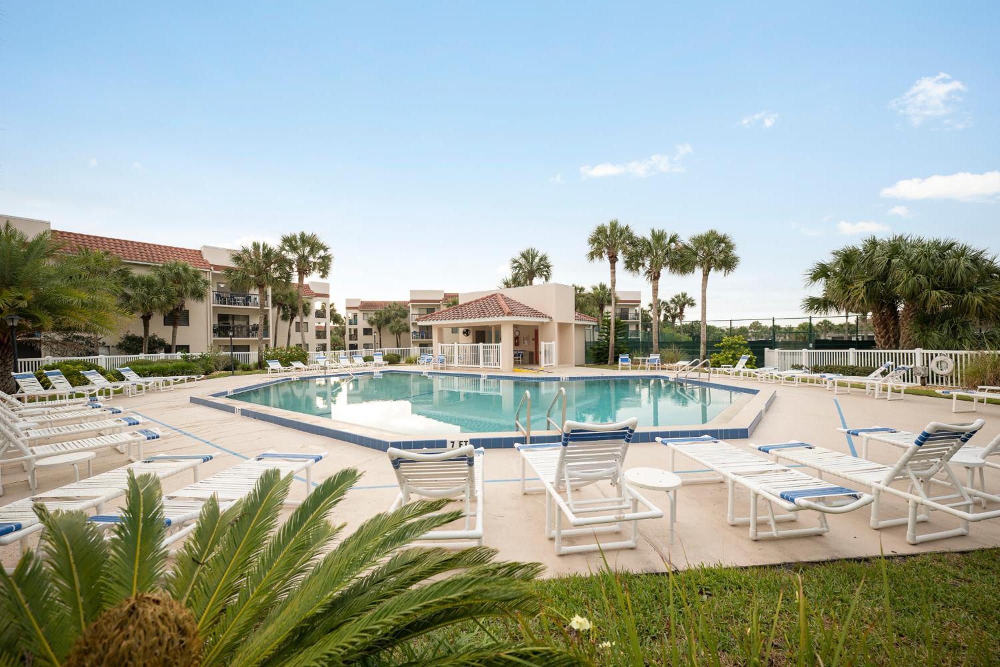 Apartment Ocean Village Club R11 *
