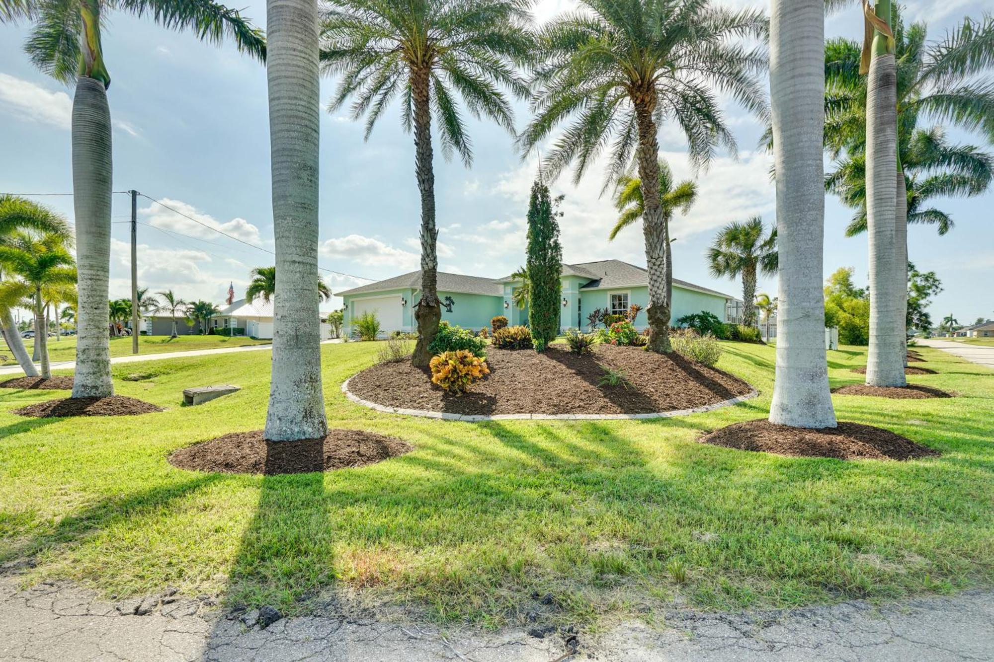 Retreat With Heated Pool And Lanai!