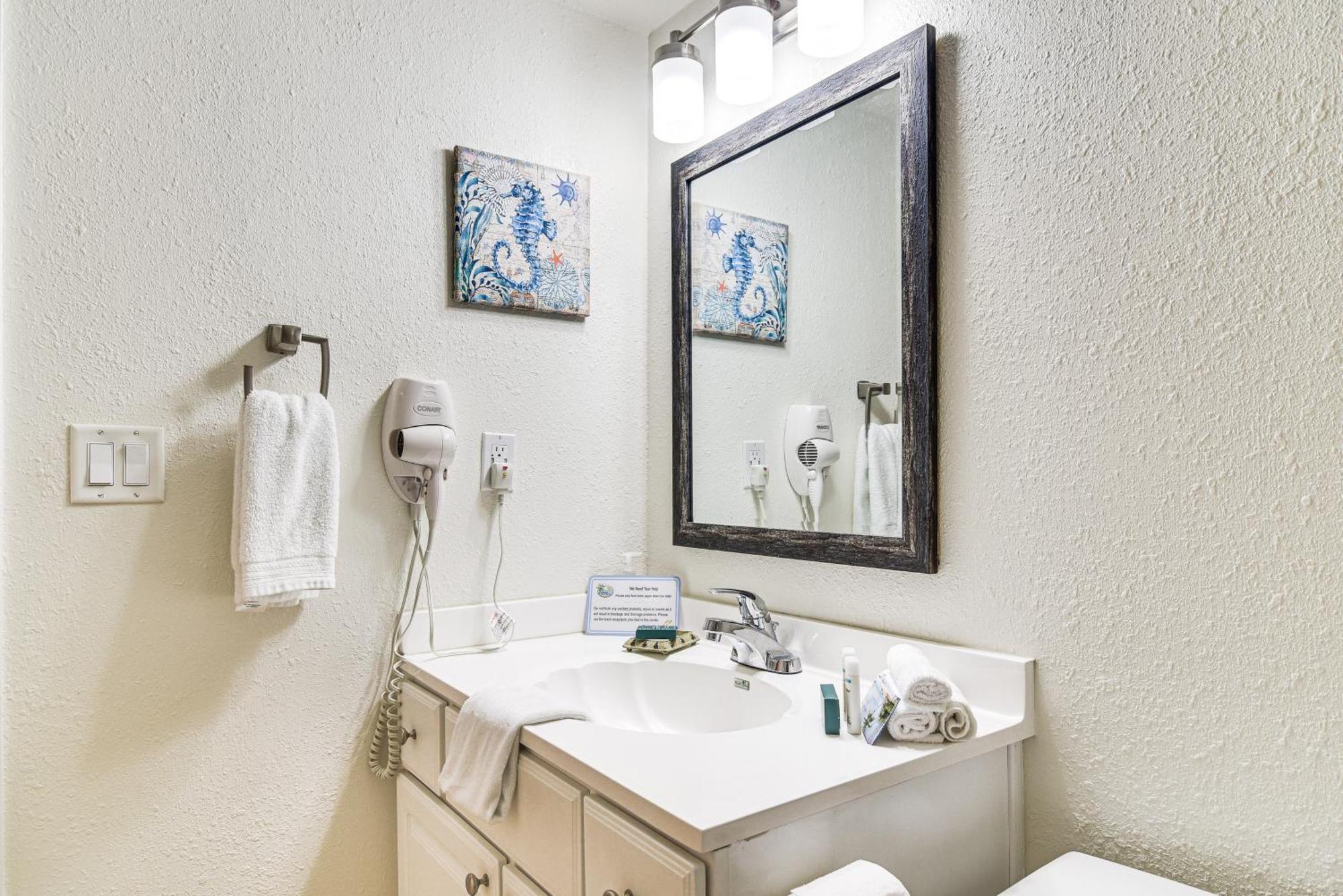 Vibrant With Dedicated Access Clearwater Beach