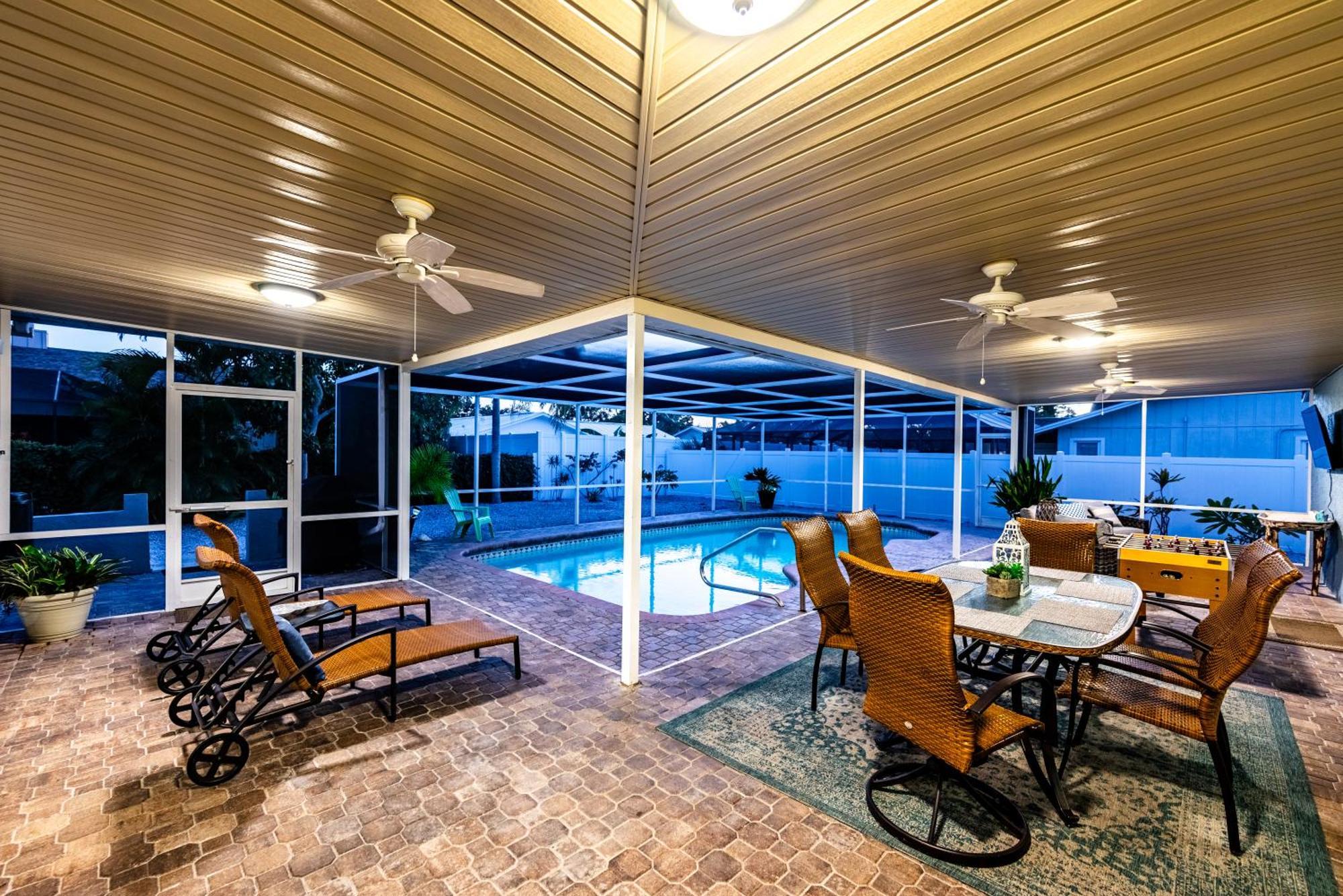 Holiday home Montauks Point! Private Pool 10 Min Drive To Anna Maria Beaches!