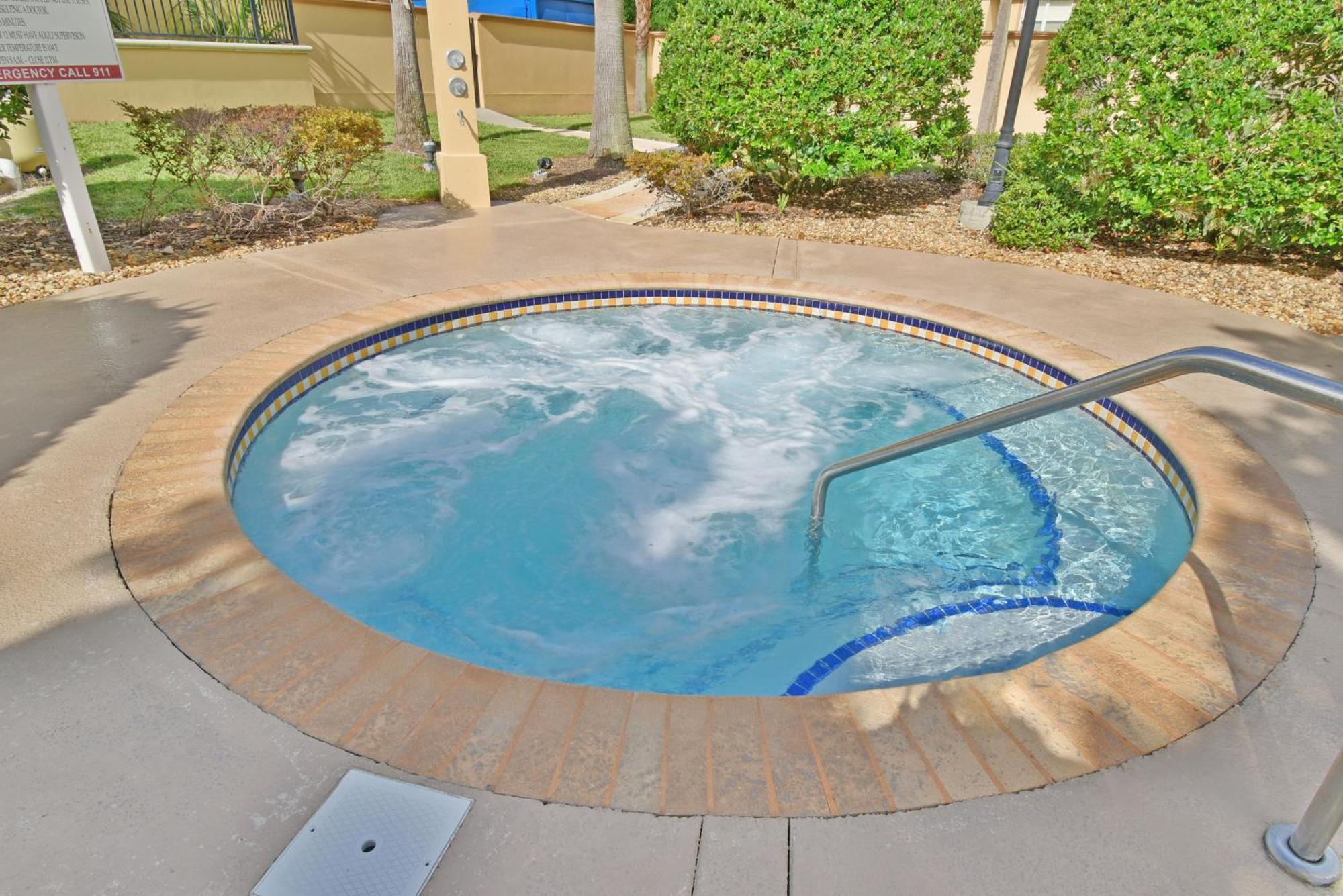 Regal Palms Townhome,gated Community With Amenities Holiday home