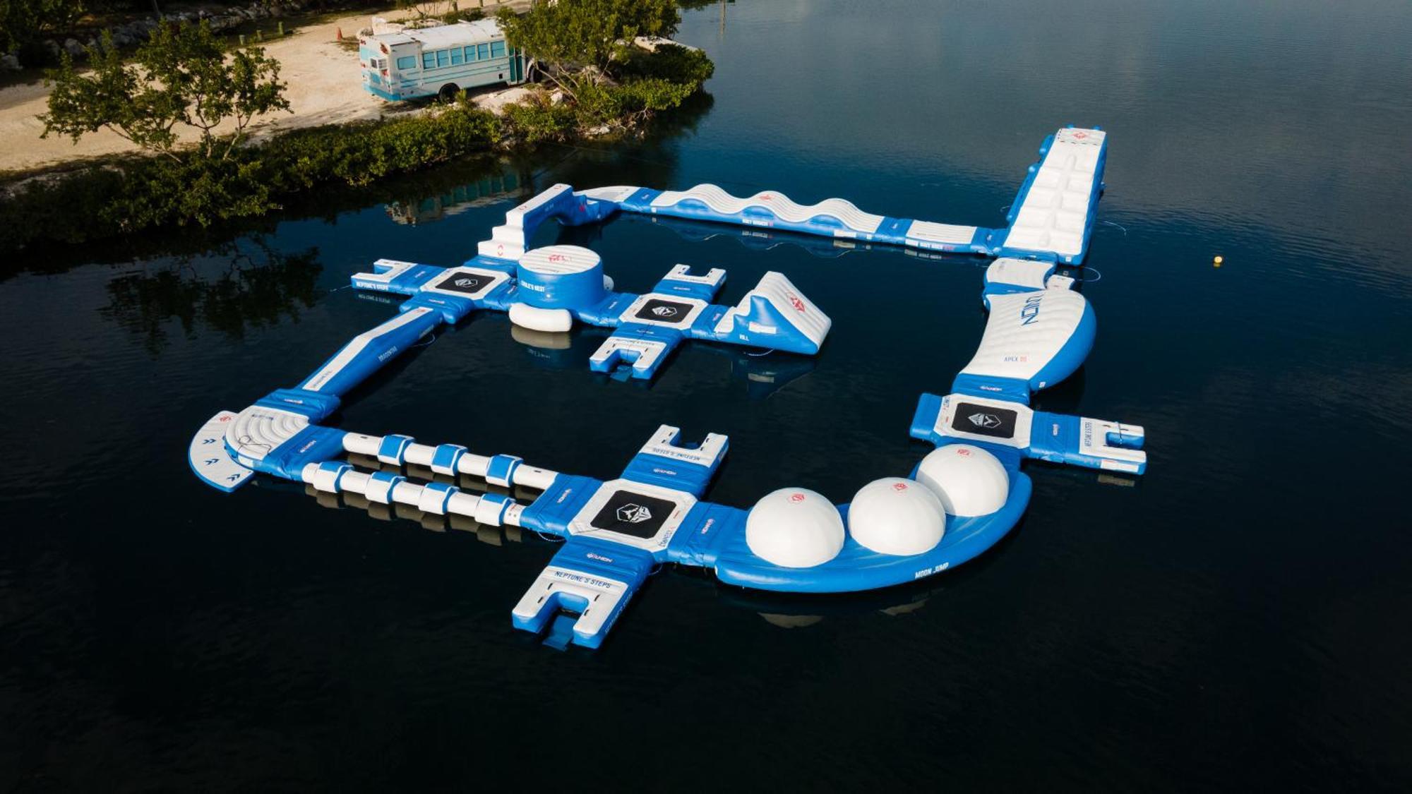 Hotel Grassy Flats & Club Marathon