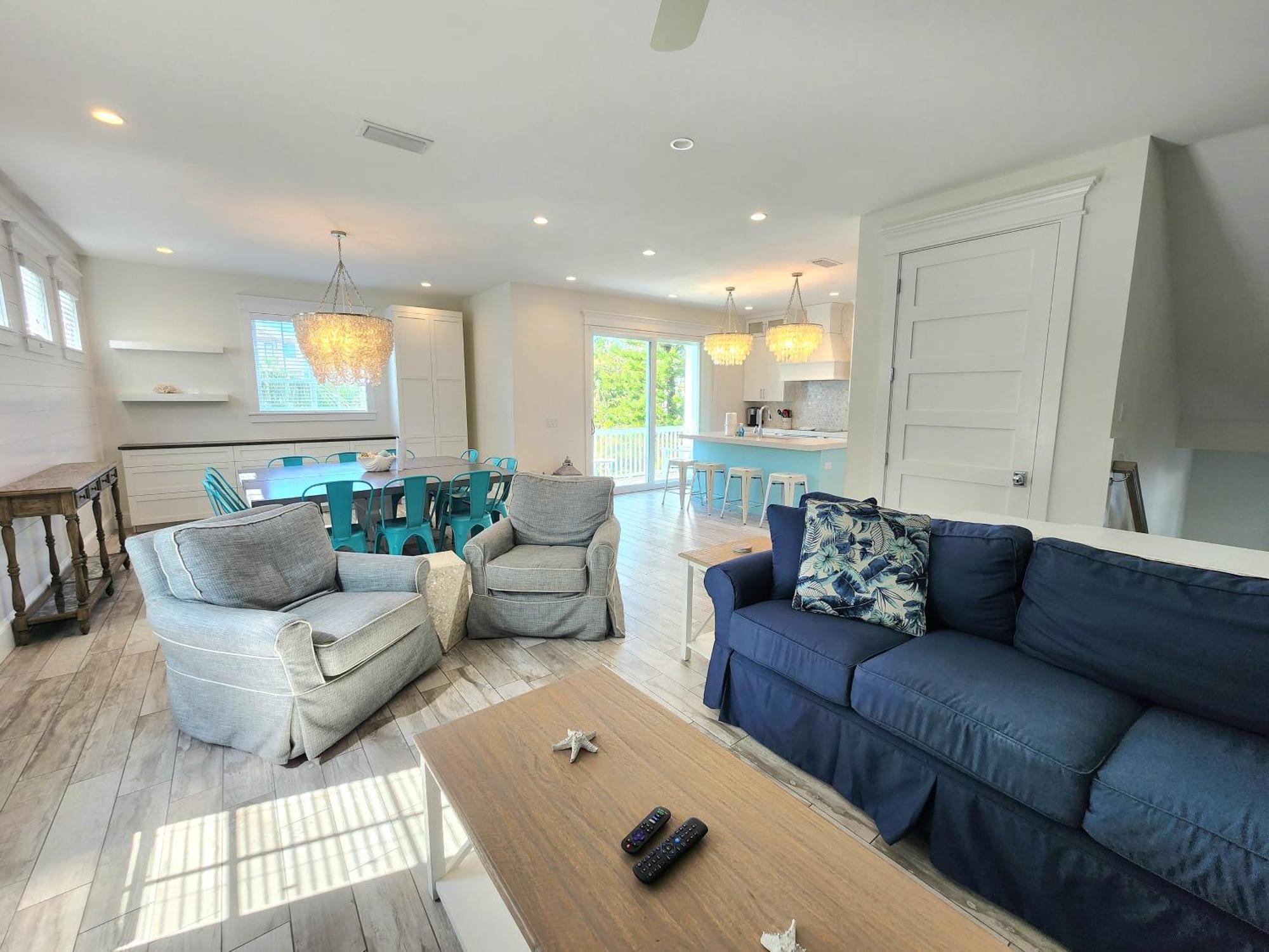 Ocean Star! 7 Bdrms, 7 Baths! Beaches Less Than 5min Walk To Beach! Holiday home