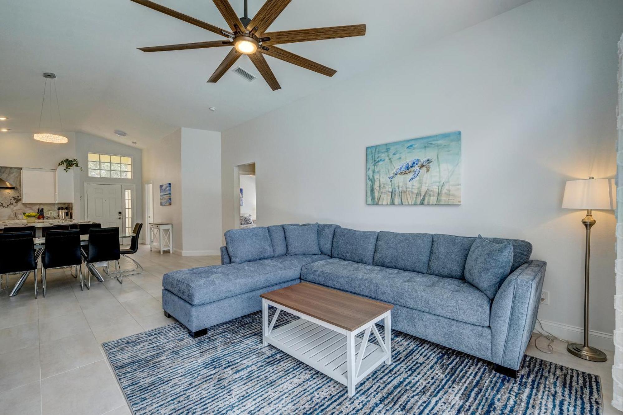 Turtle Bay Cottage! Cozy With Private Pool! Water View! *
