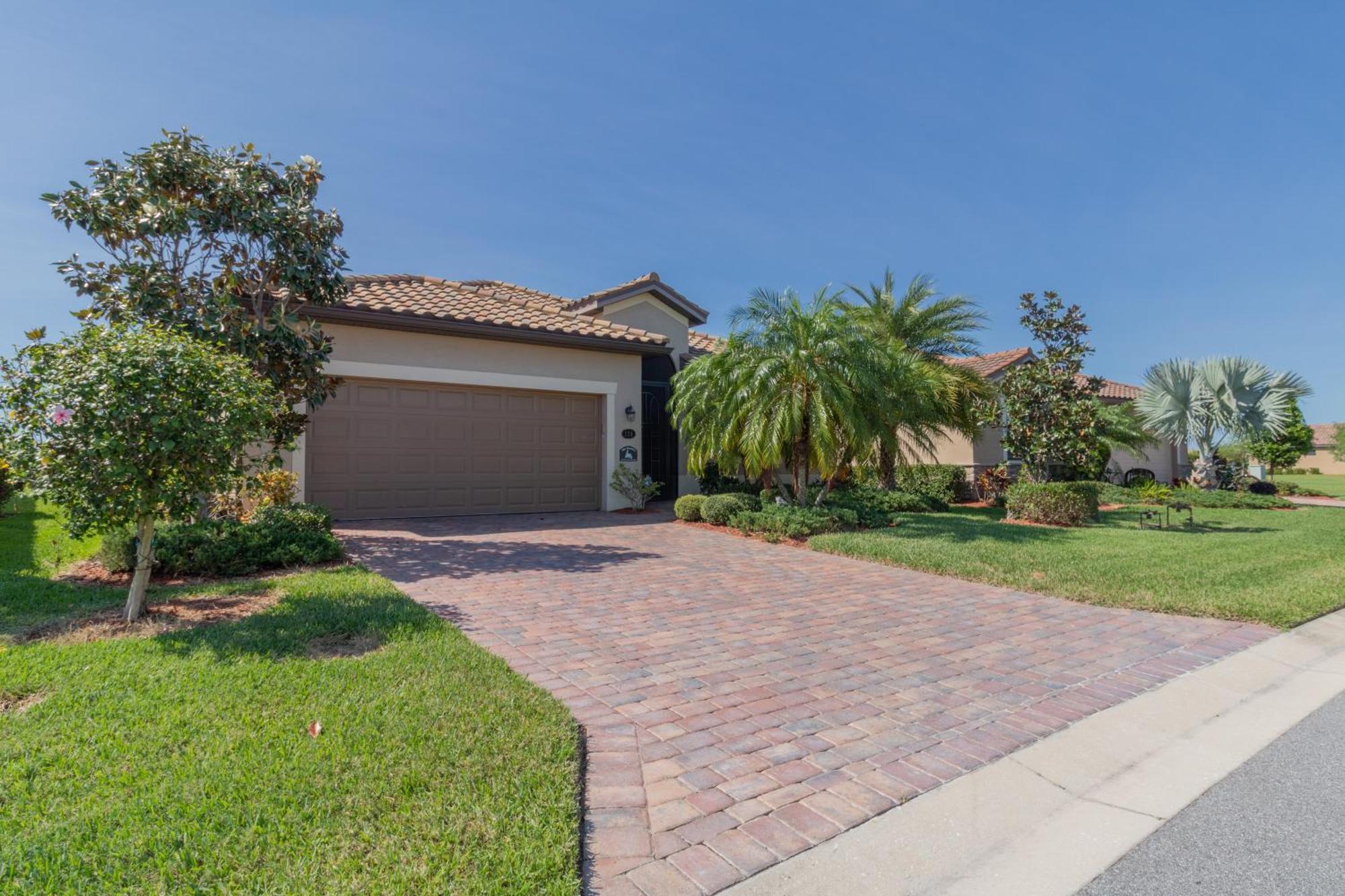 Holiday home 128 Sweet Tree! Lakeside With Private Pool Located In River Golf & Cc Bradenton