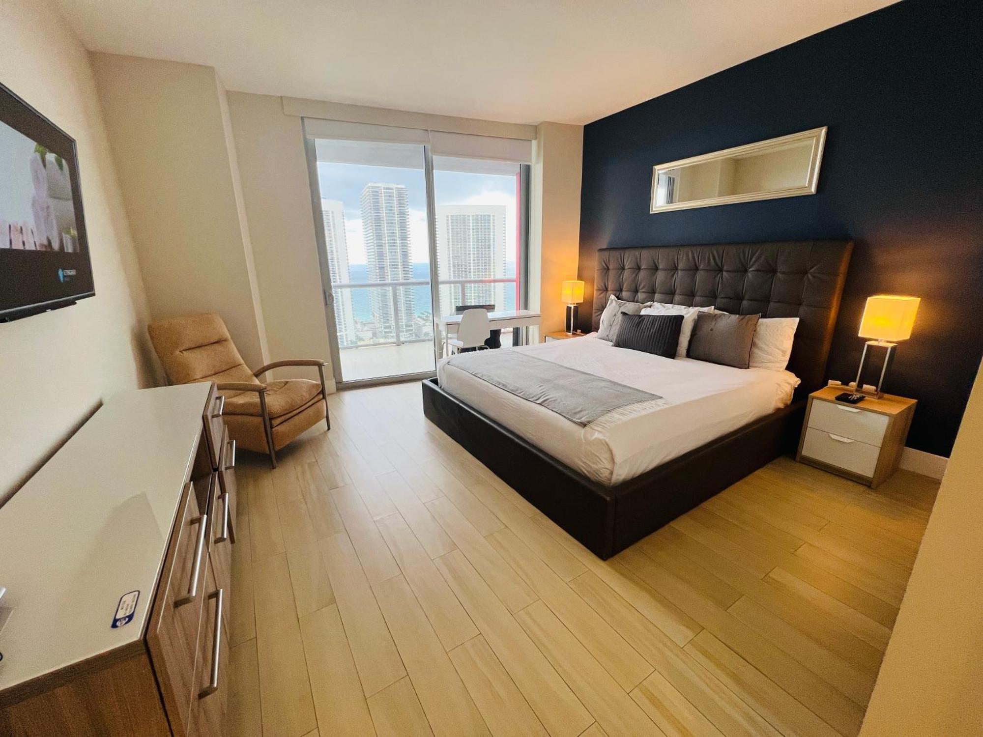 Apartment Mvr At Beachwalk *
