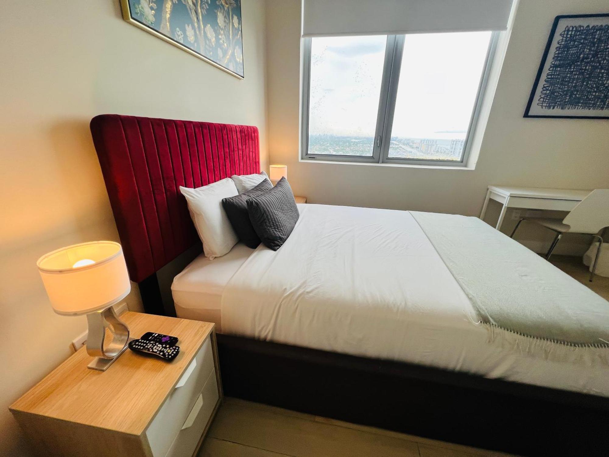 Mvr At Beachwalk Apartment Hallandale Beach