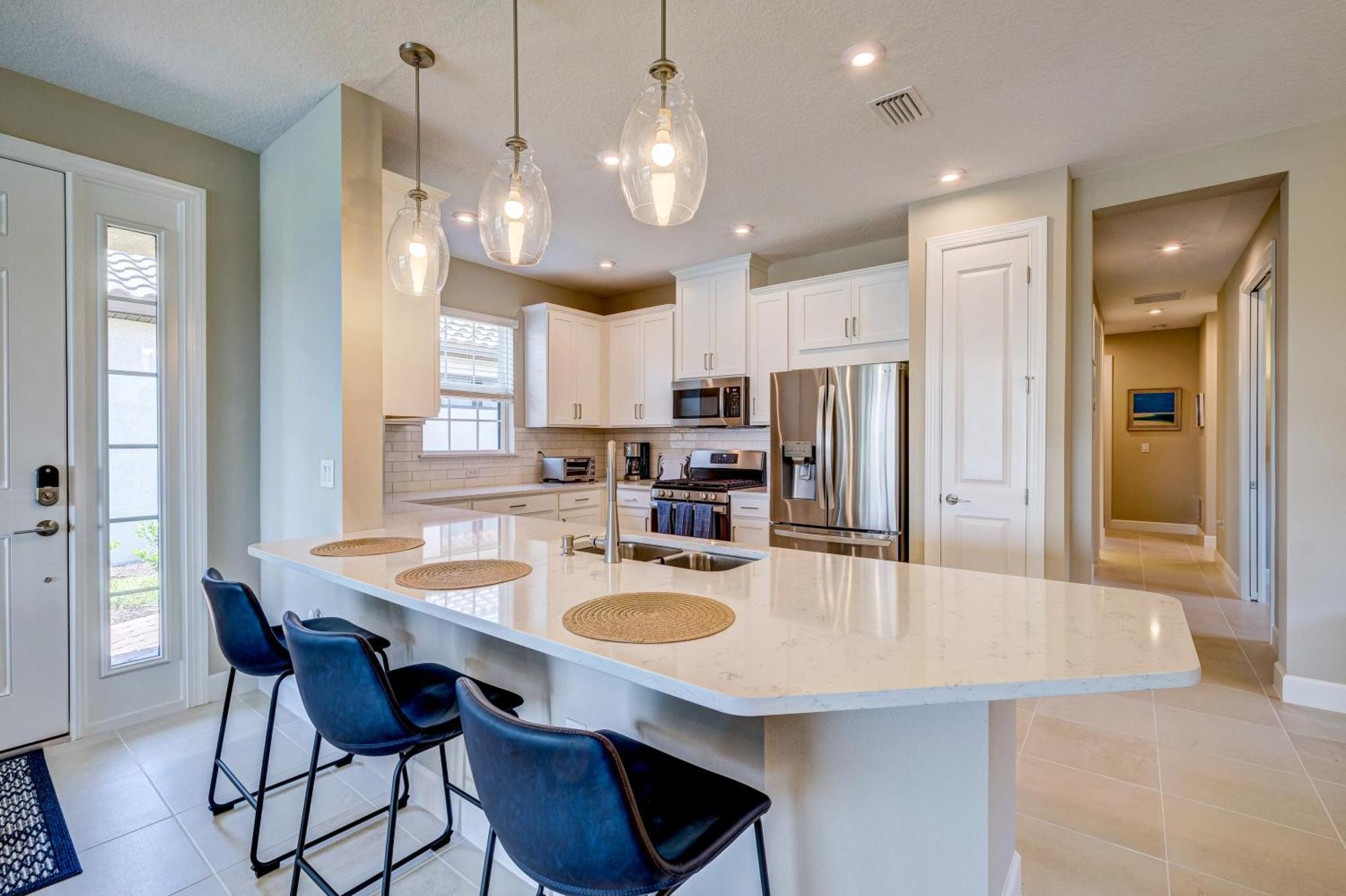Azario Sunrise ! Active Lifestyle Community! Near Ami And Tampa Bradenton