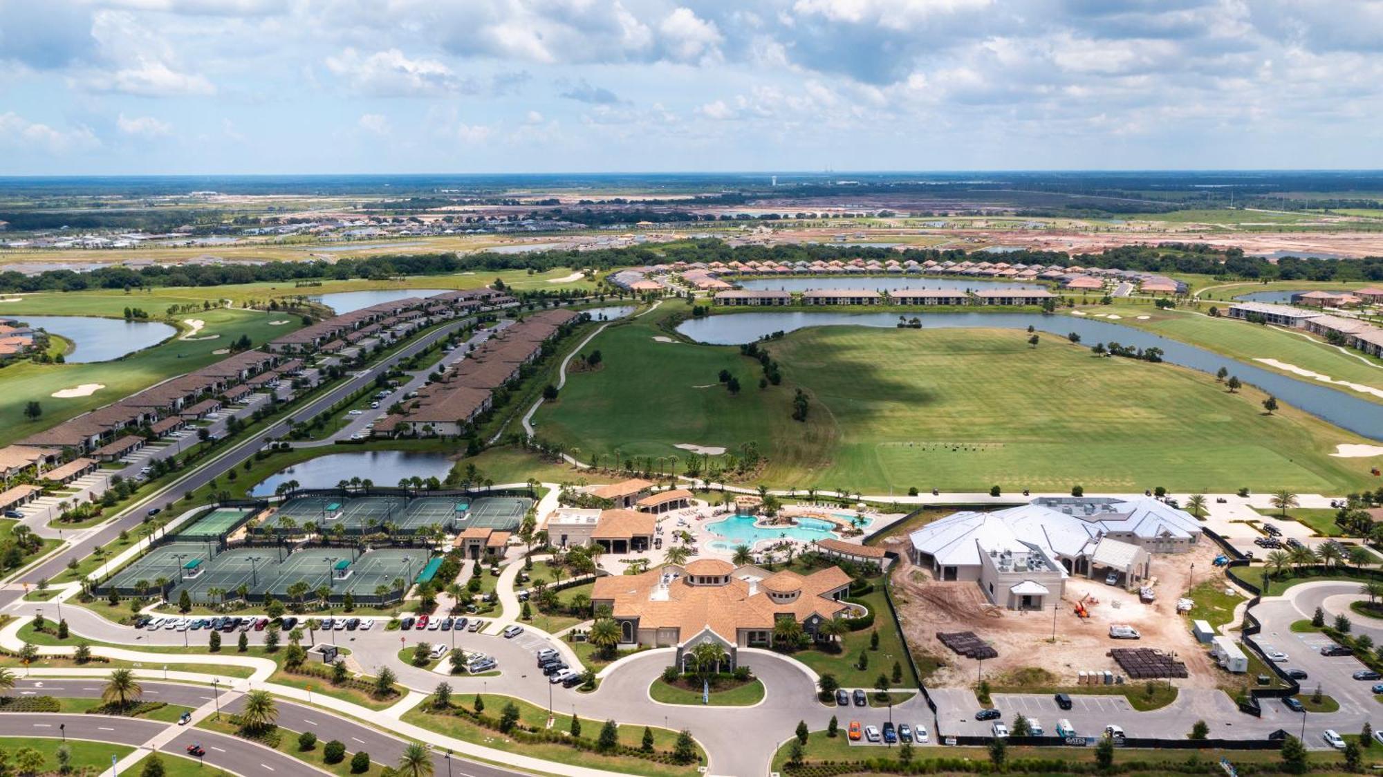 12th Hole Hideaway! Ground Floor At Lakewood National Golf Club! *