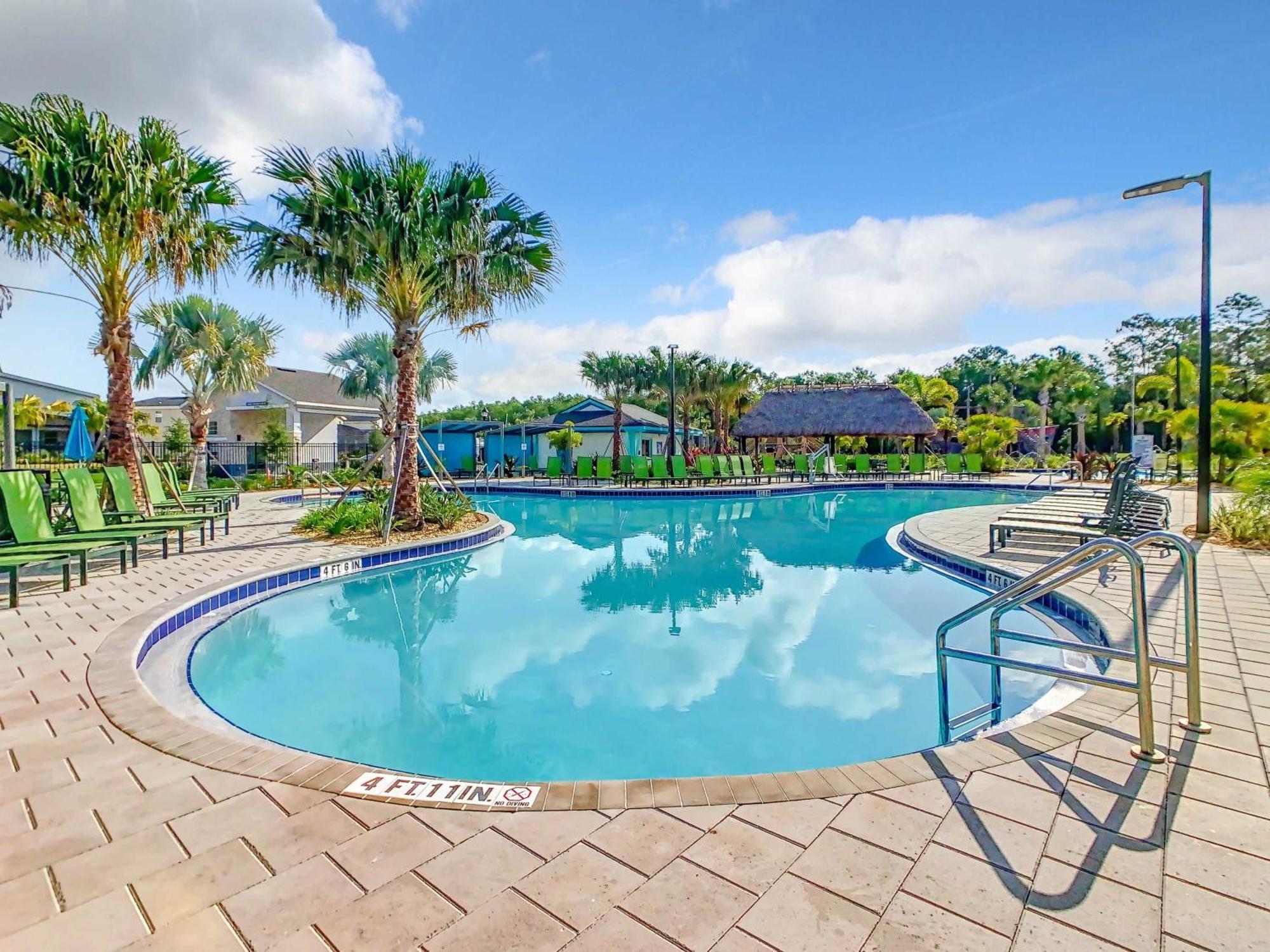 Peaceful 4br Th With Waterpark & Private Pool Holiday home