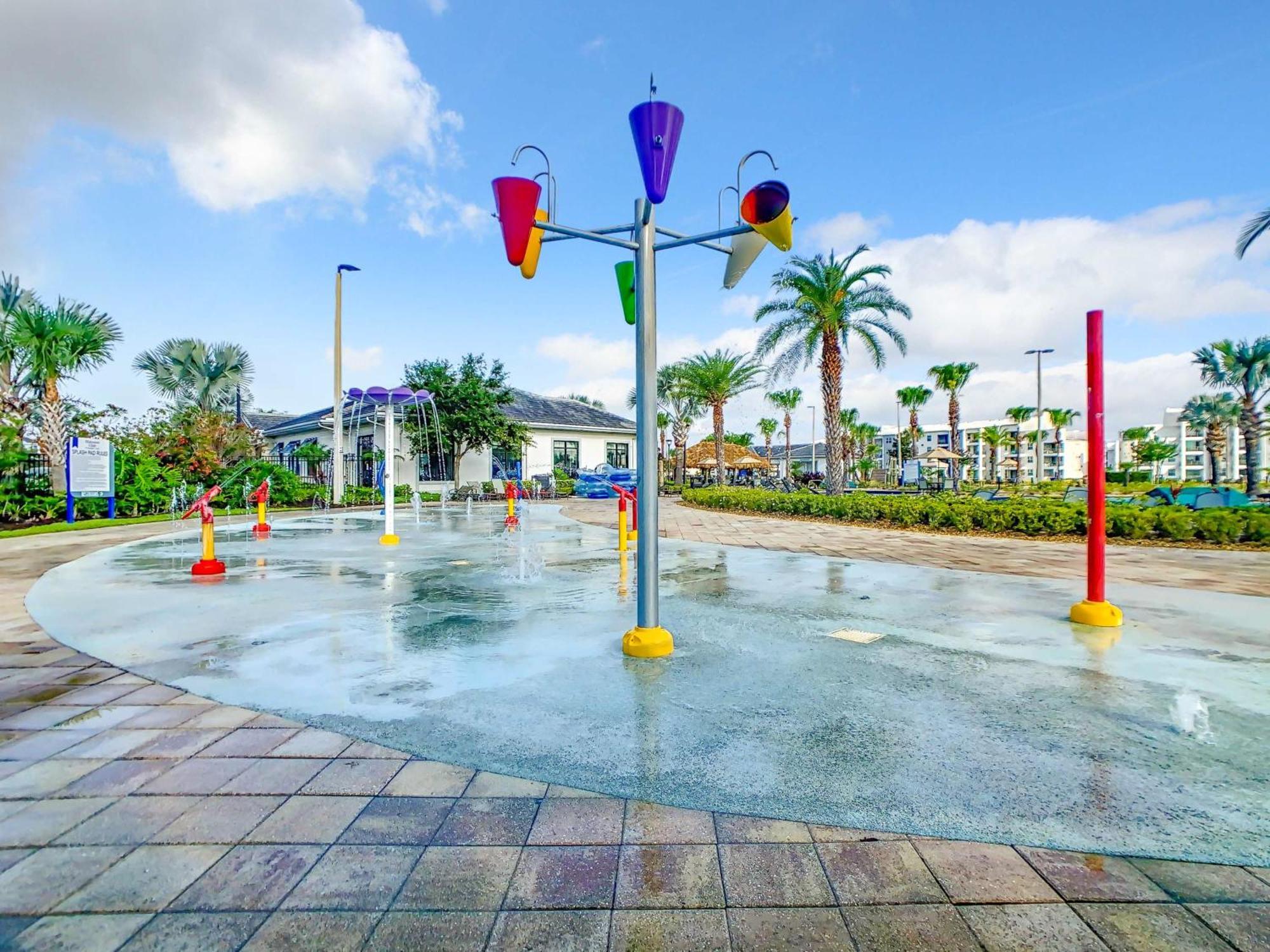 Peaceful 4br Th With Waterpark & Private Pool